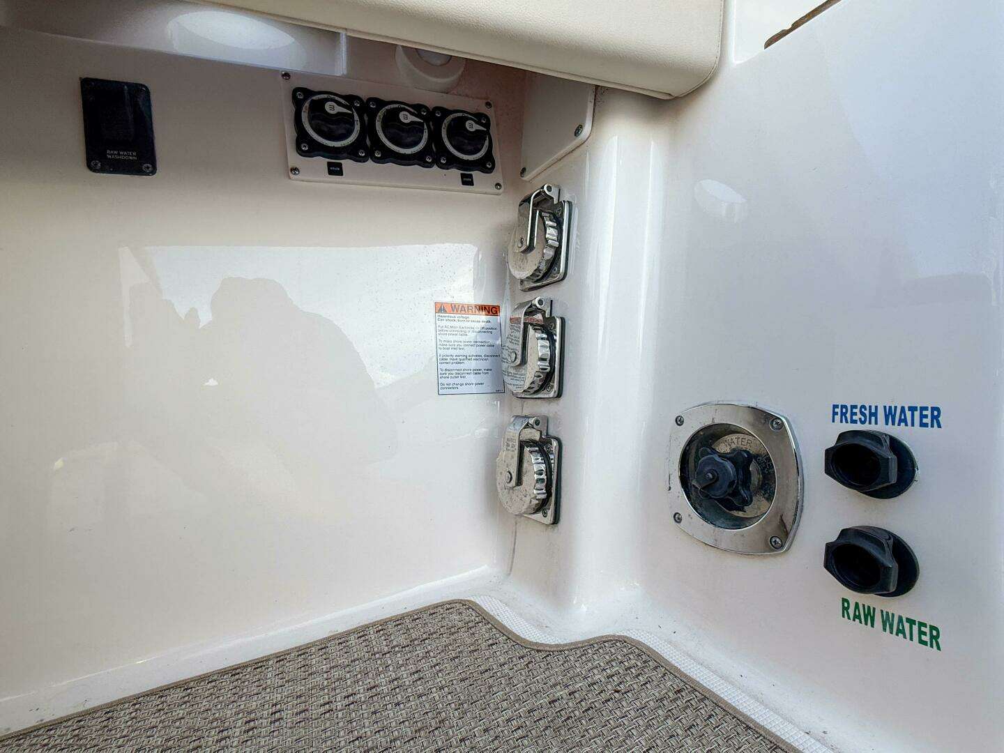 2013 Tiara Yachts 3600 Coronet - Image 49