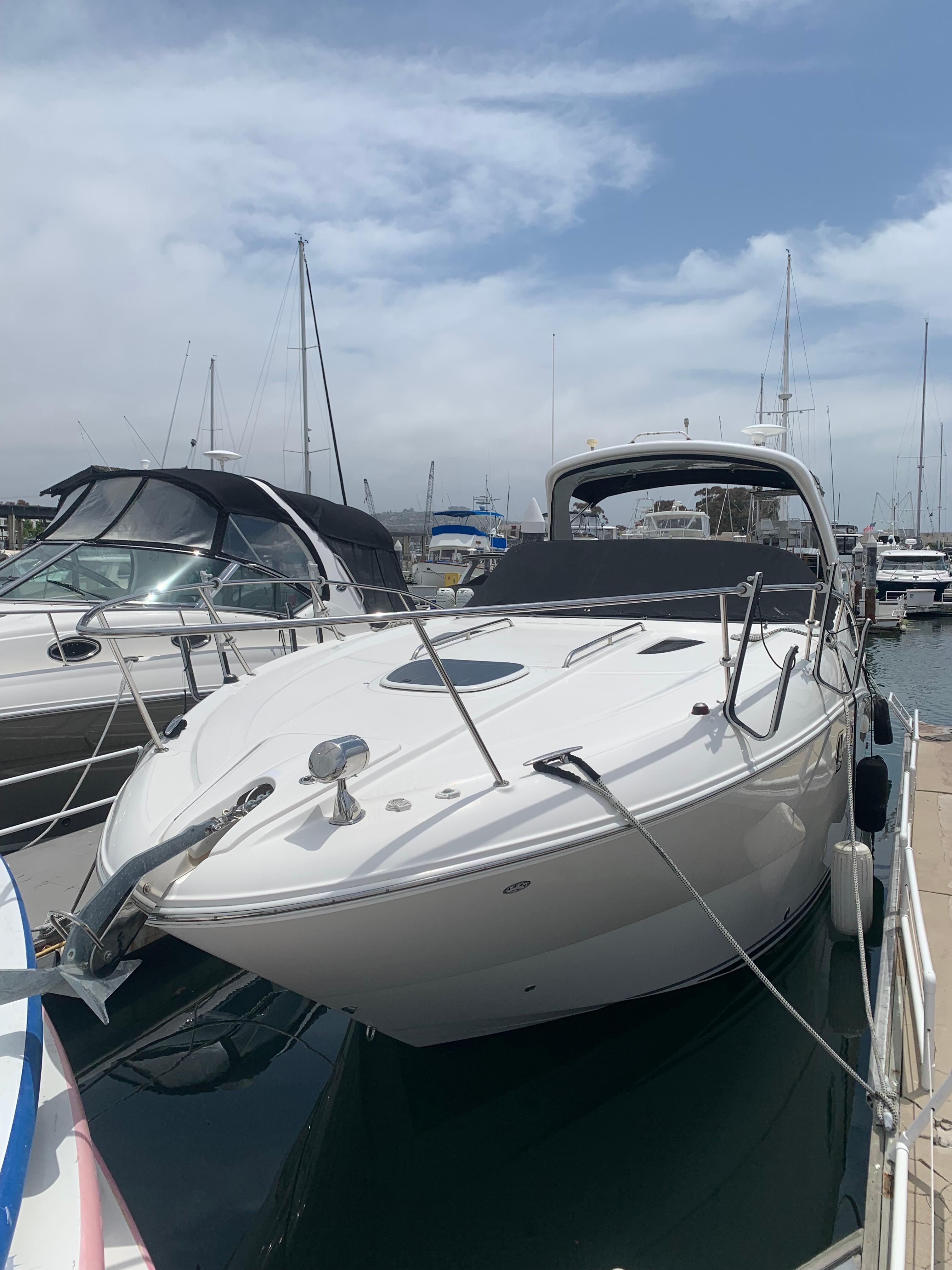 2011 Sea Ray Sundancer 330