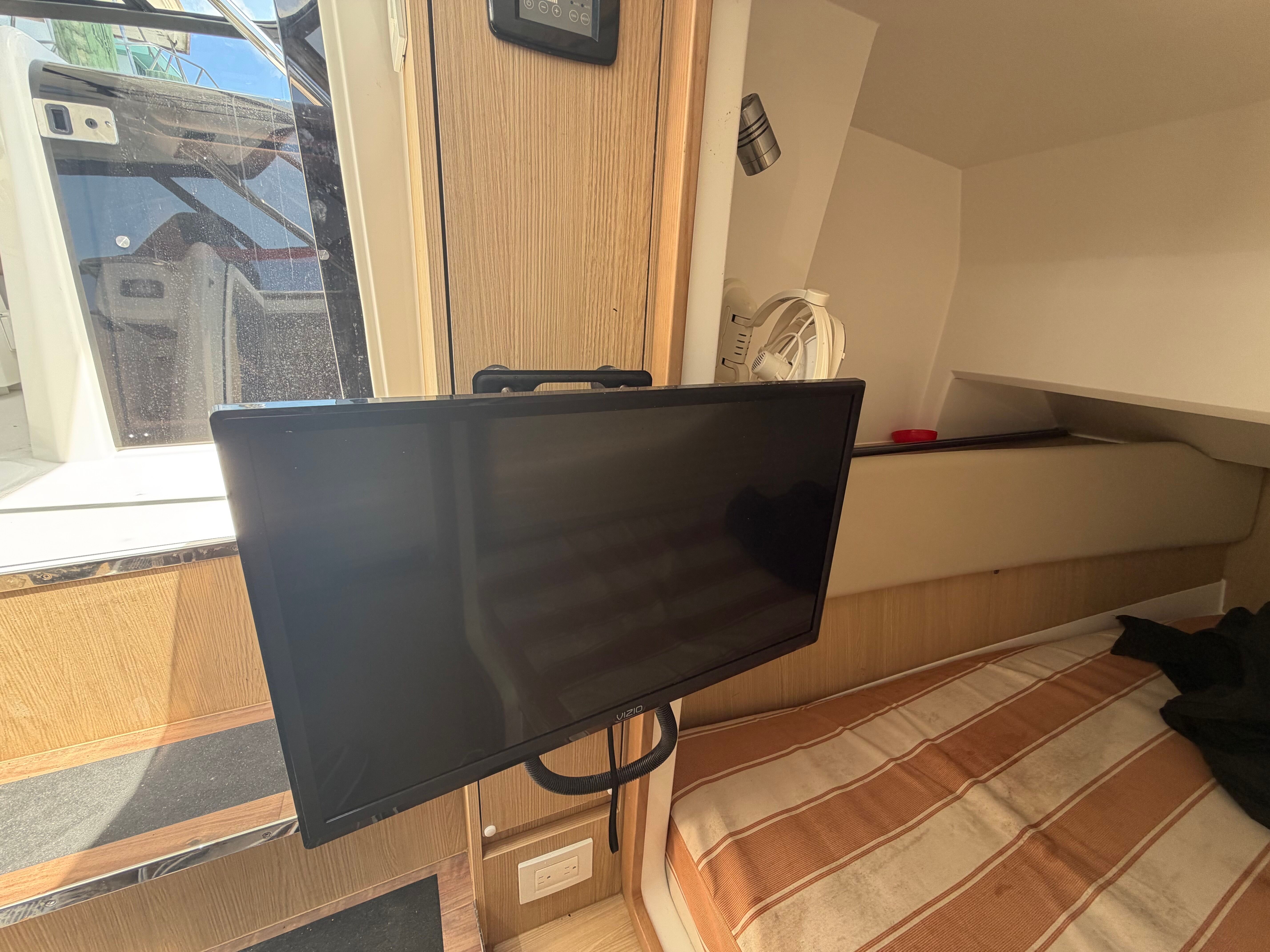 2020 AQUILA 36 SP - Image 29