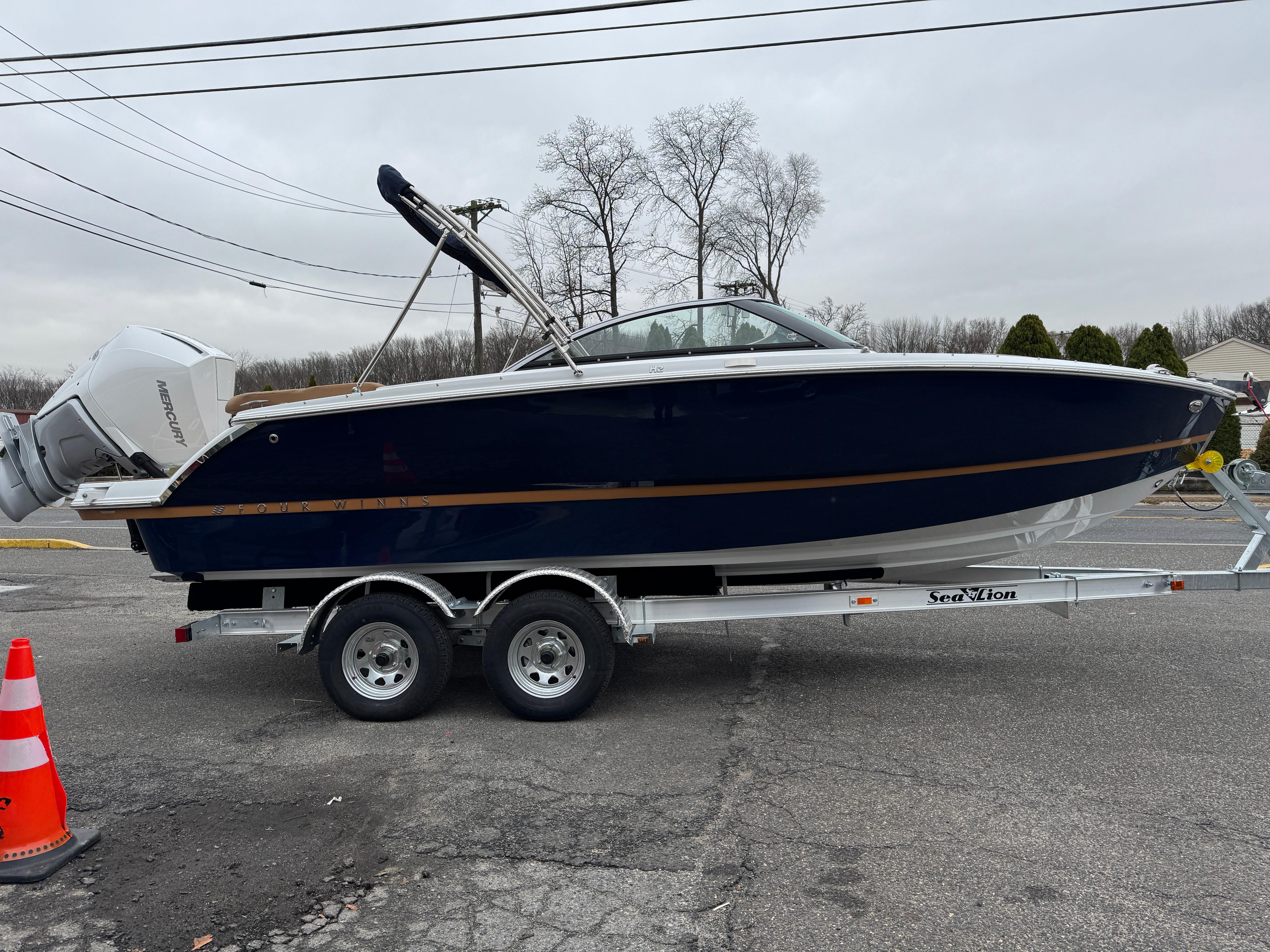 2025 Four Winns H2 OB