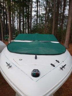 1996 Wellcraft 2400S