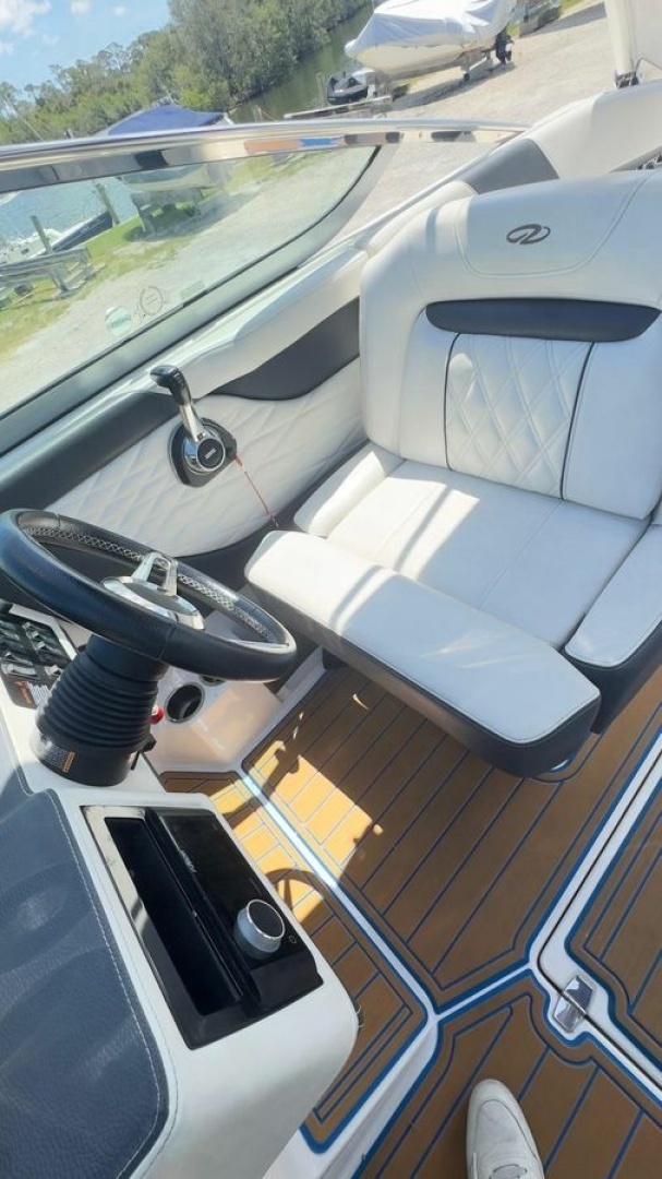 2018 Sea Ray — - Image 70