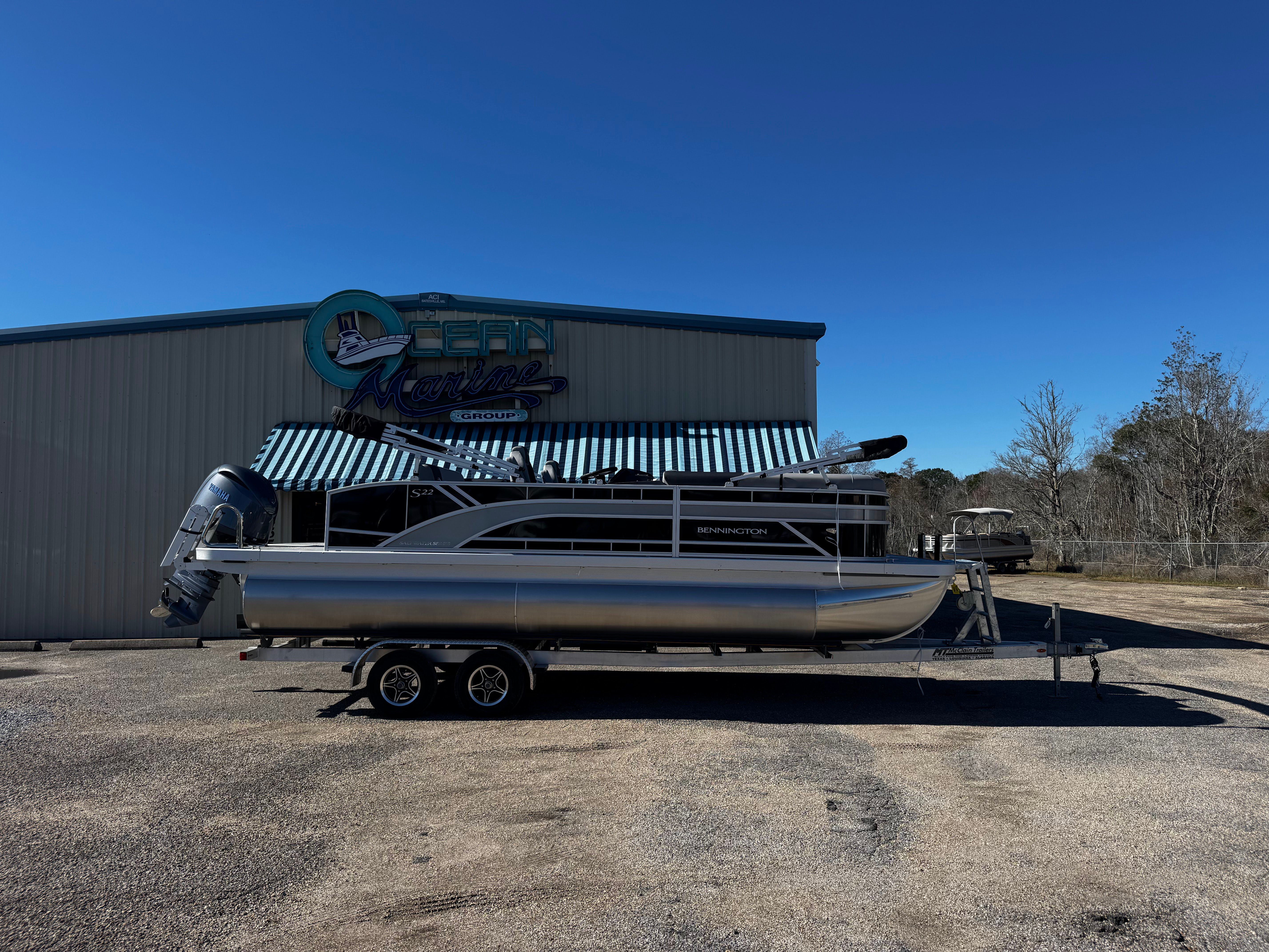 2026 Bennington 22SSBSF
