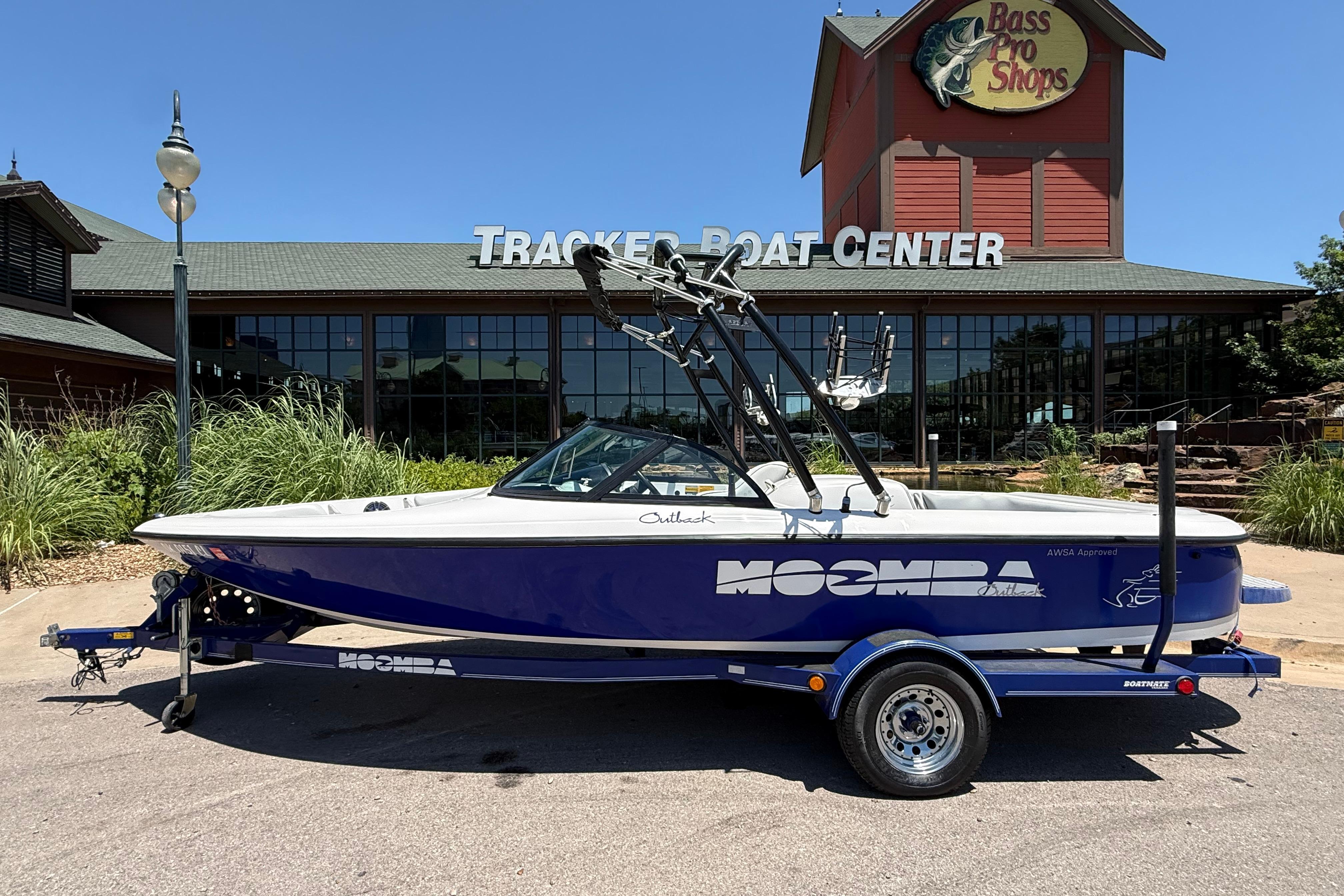 2001 Moomba Outback