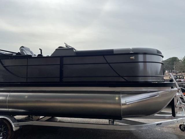 2025 Veranda VR22RC Tri-Toon - 5