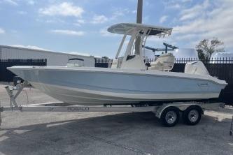 2024 Boston Whaler 220 Dauntless