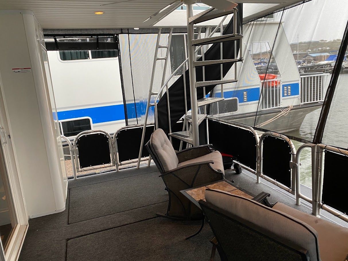 Interior of a 2006 Summersun Houseboats 16x68 with seating area.