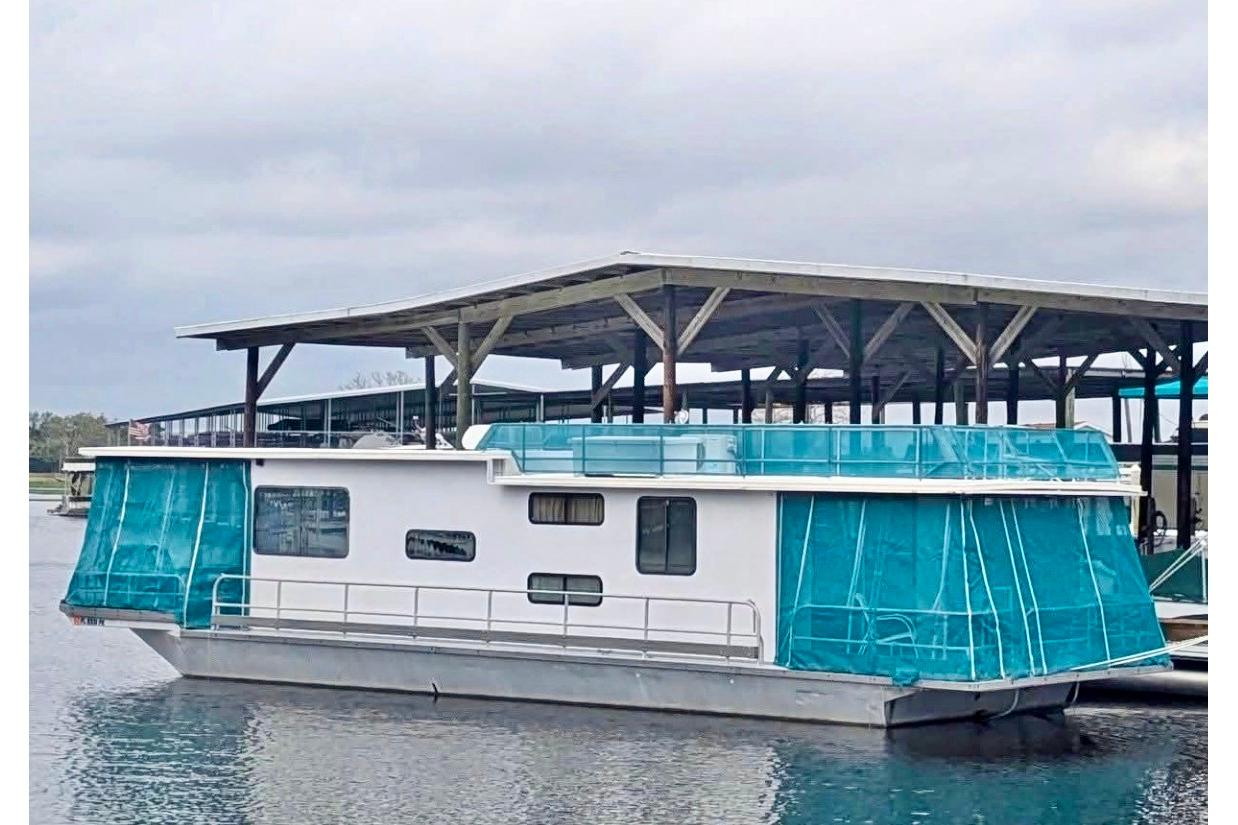 1986 Stardust Cruisers 52