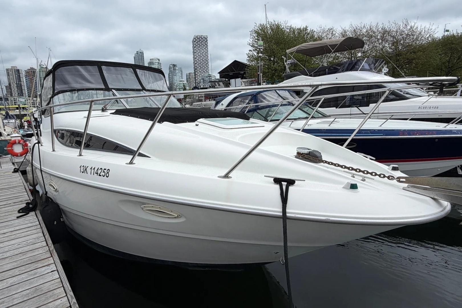 1999 Bayliner 3055 Ciera - Image 3