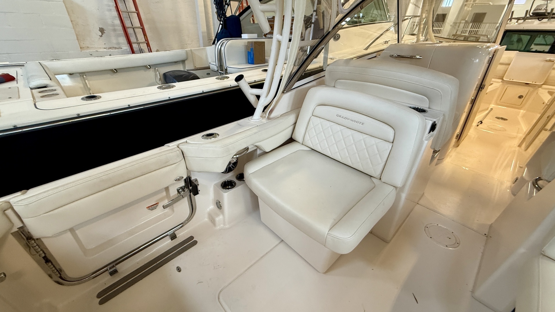 2023 Grady-White Freedom 285 - Image 23