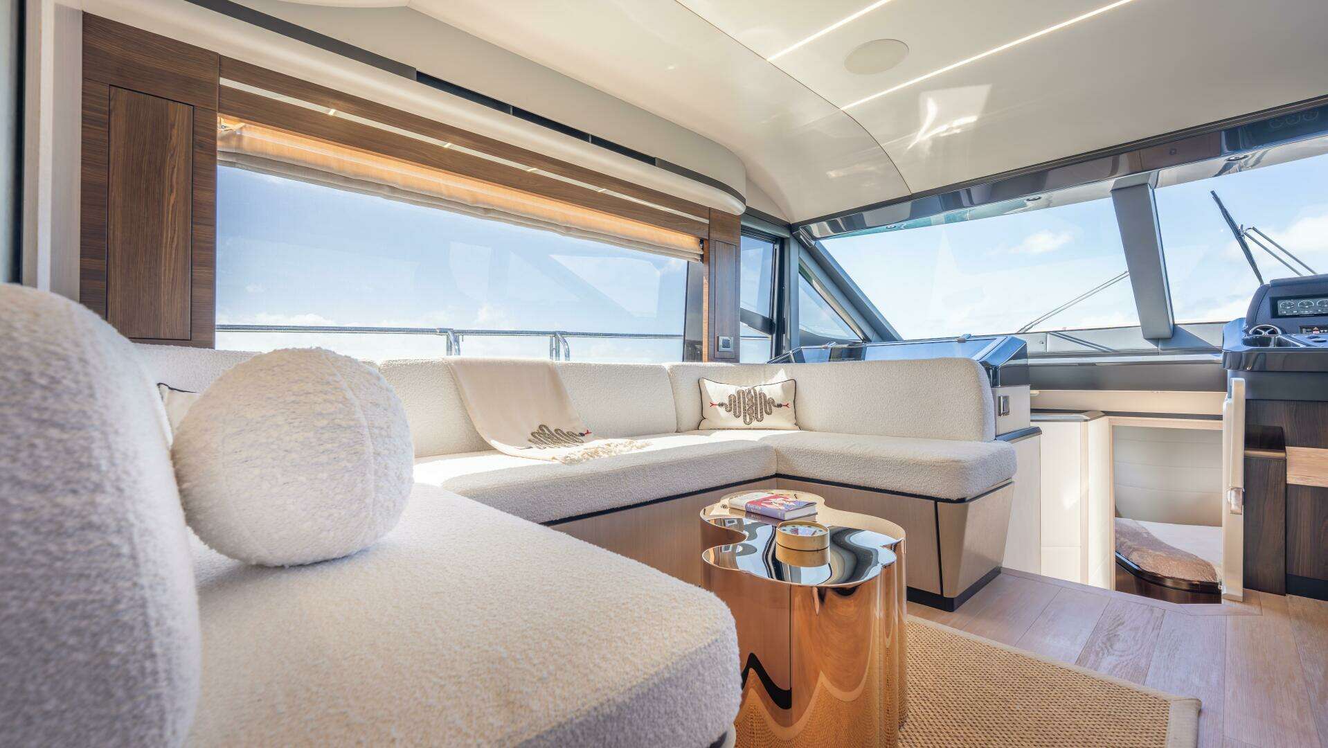 2019 Absolute 58 Fly - Image 20