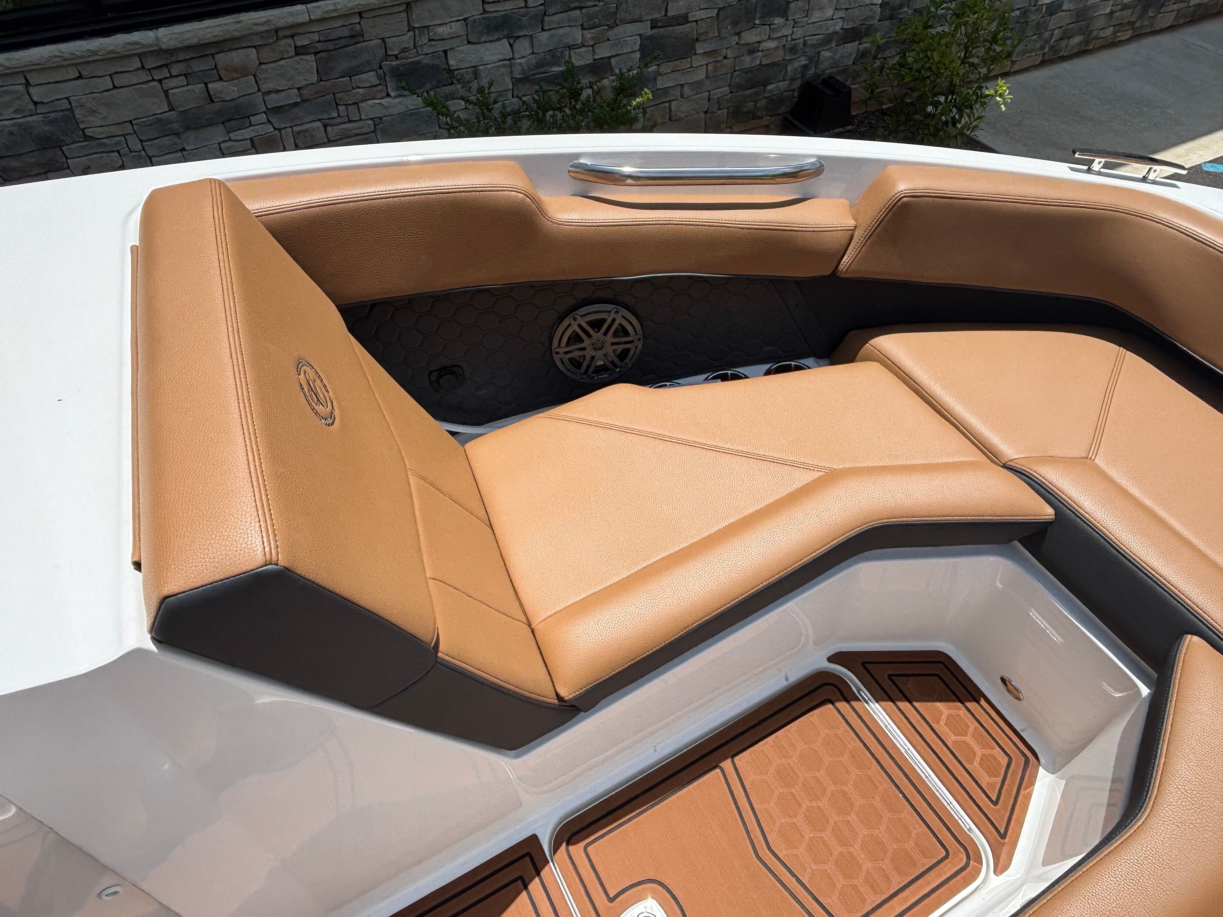2026 COBALT R4 SURF - Image 12