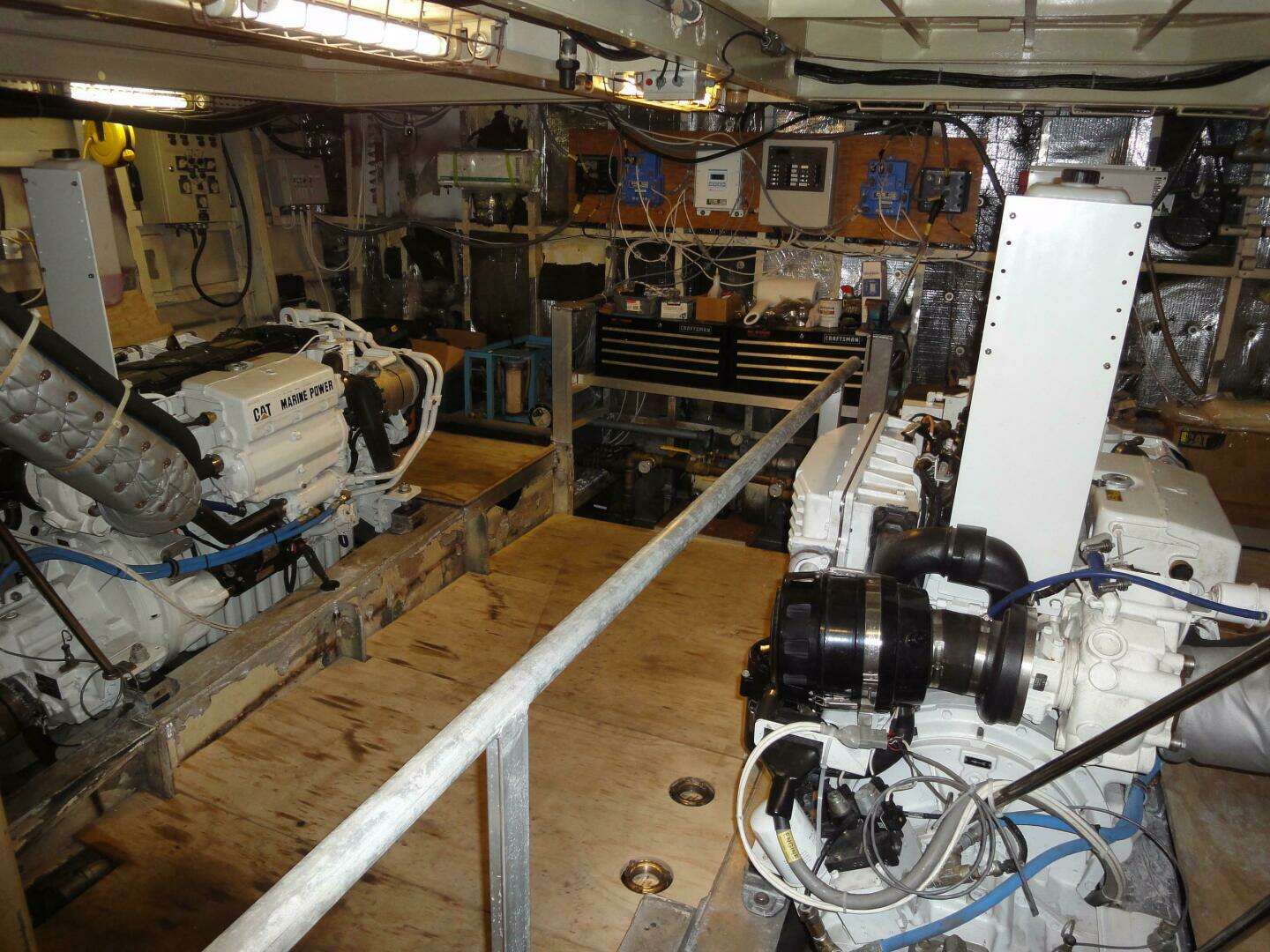 1990 Inace Expedition 88 - Image 15