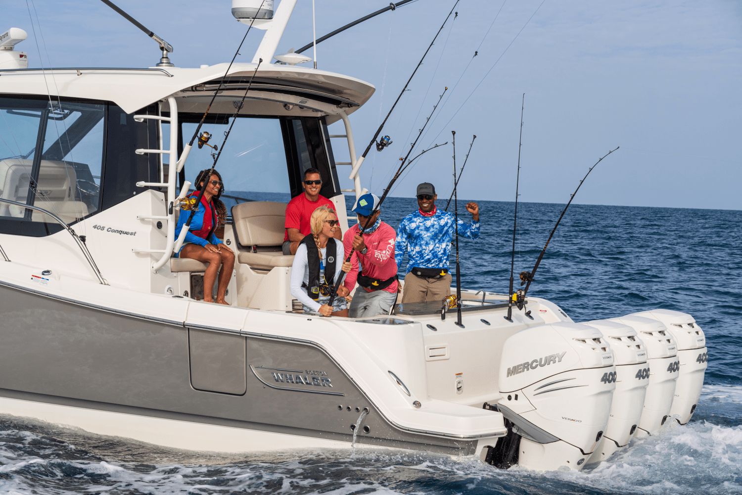 2025 Boston Whaler 405 Conquest - 40