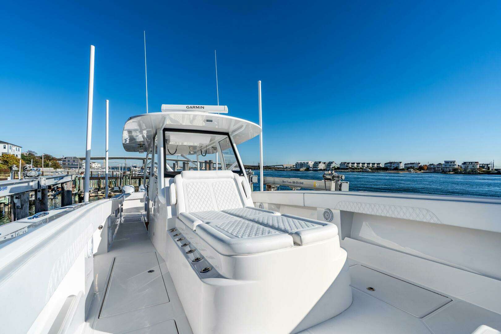 2025 Front Runner 43 Catamaran - Image 50