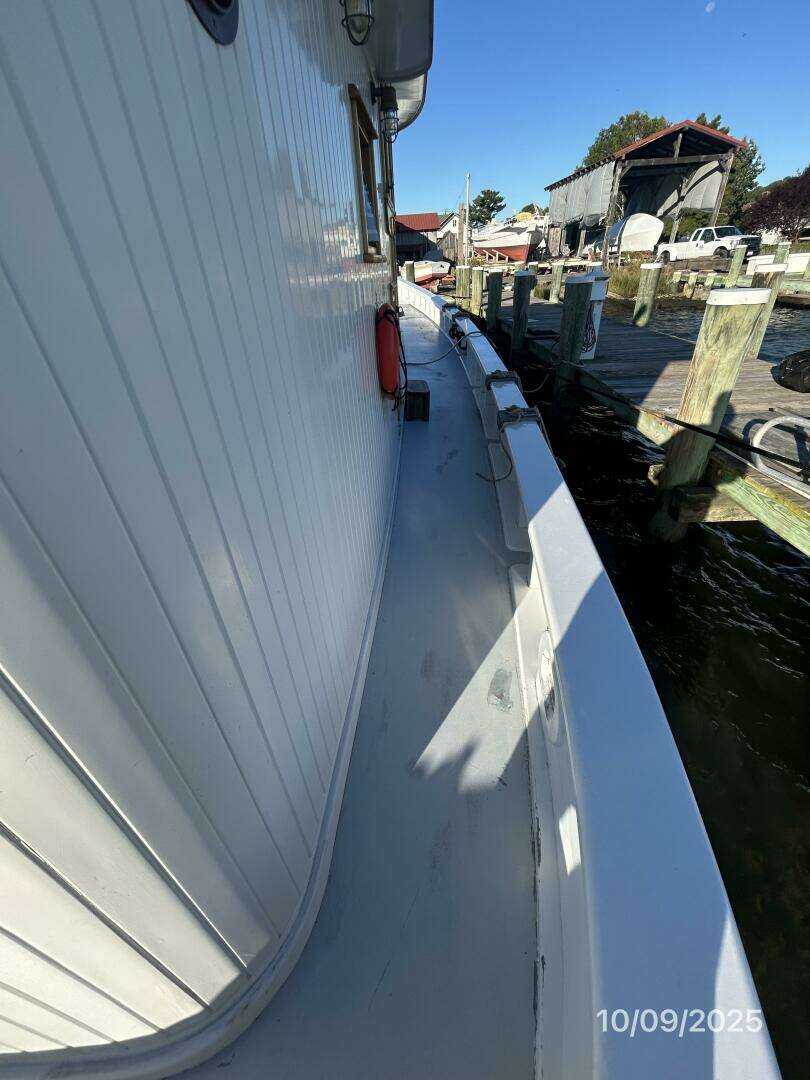 1938 Custom Chesapeake Bay Buyboat - Image 19