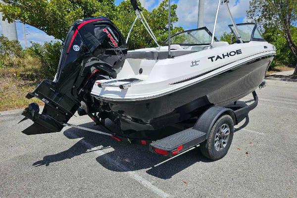 2025 Tahoe 185 S boat on trailer, featuring a powerful outboard motor.