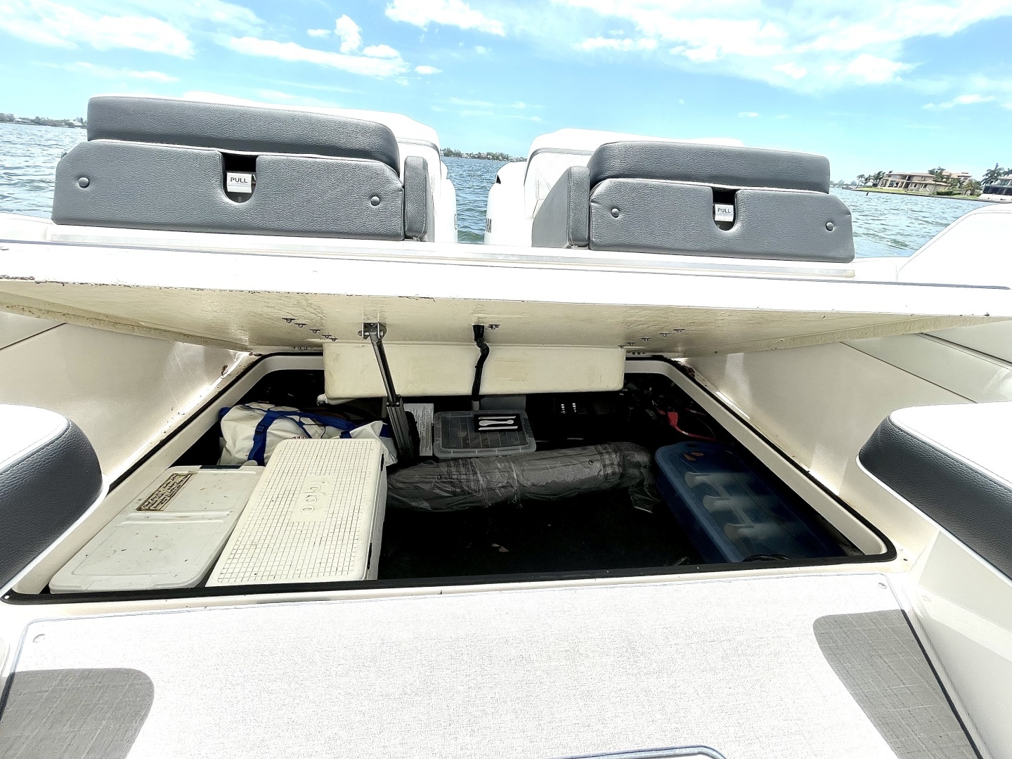 2023 Regal 29 OBX - Image 23