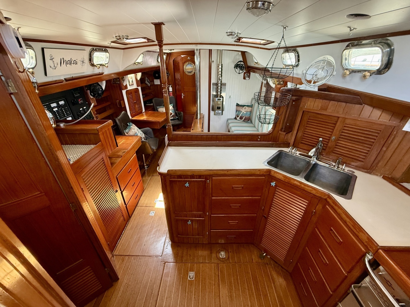 1985 Tayana Vancouver 42 - Image 12