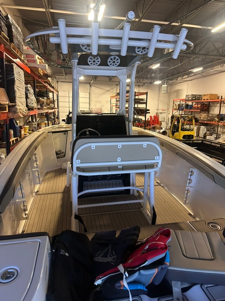 2021 Yamaha Boats 255 FSH Sport E - 6