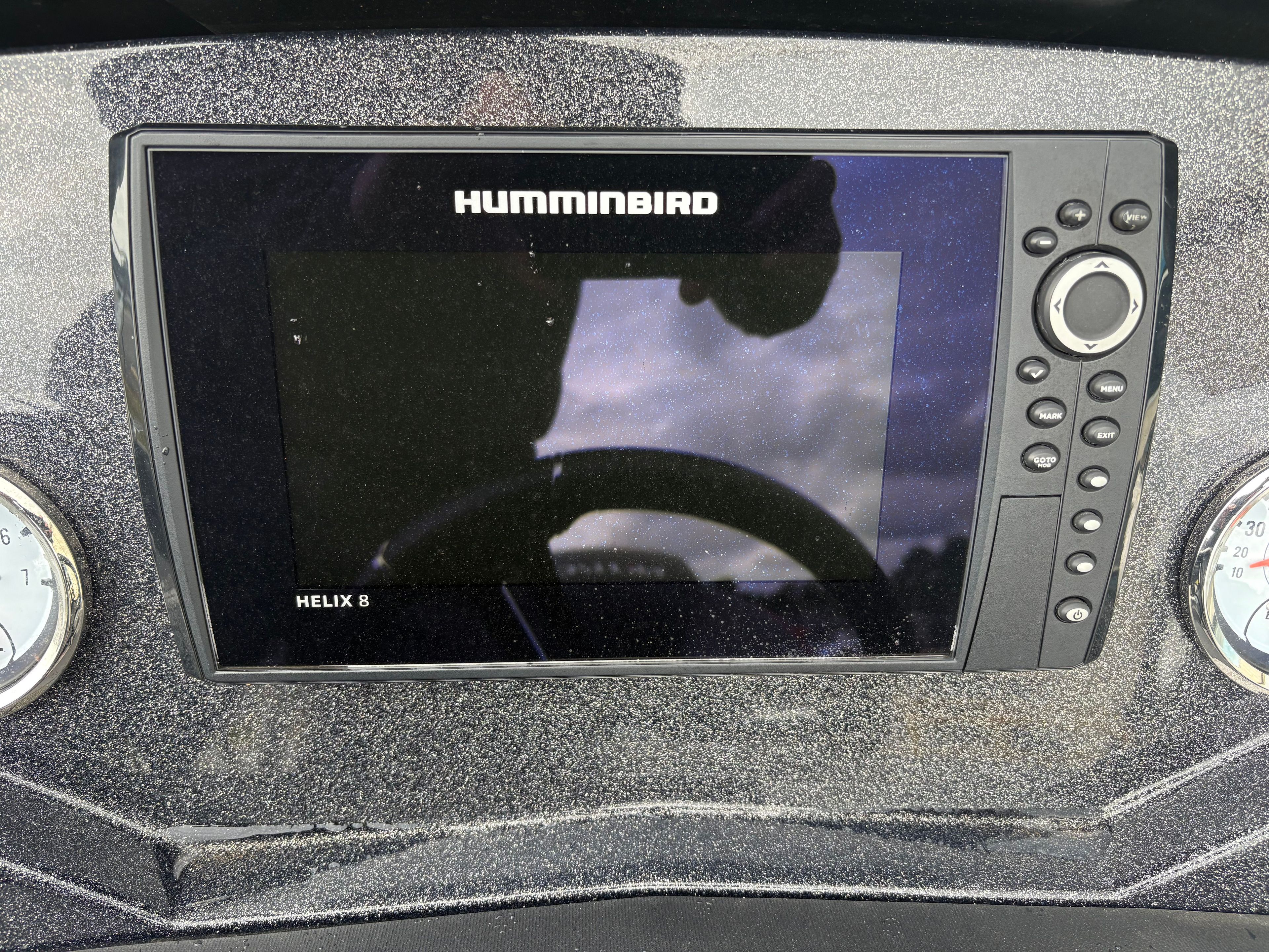 2021 TRACKER Z19 - Image 11
