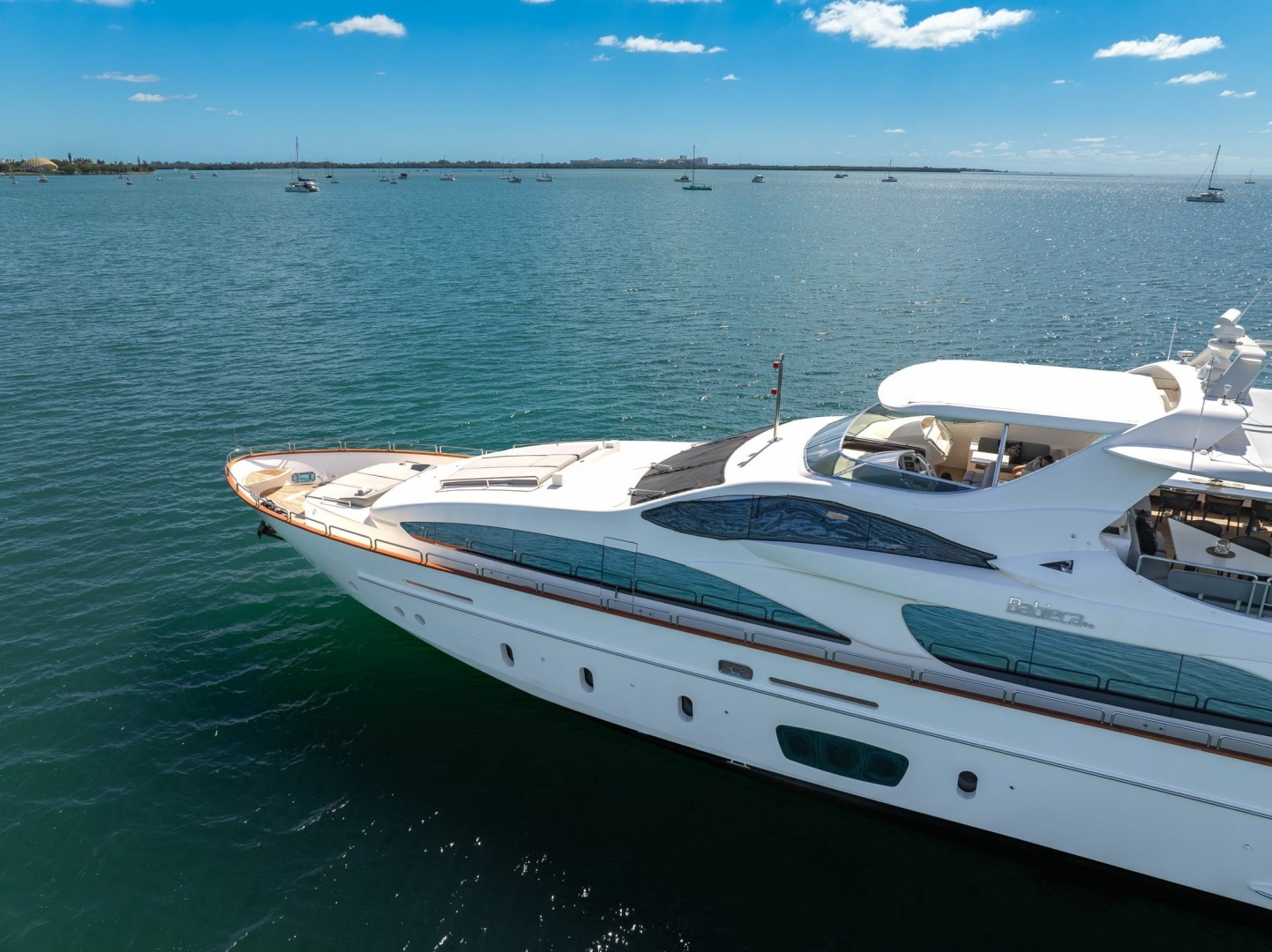 2005 Azimut 105 - Image 43