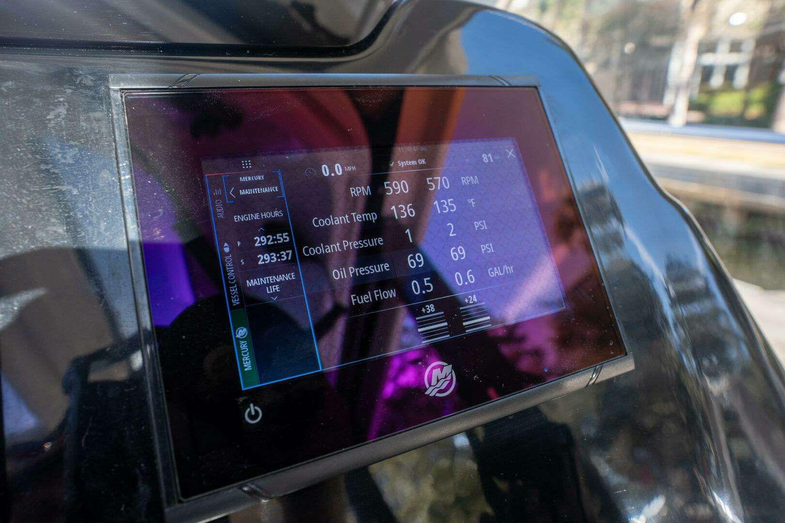 2021 Beneteau Antares 9 - Image 40