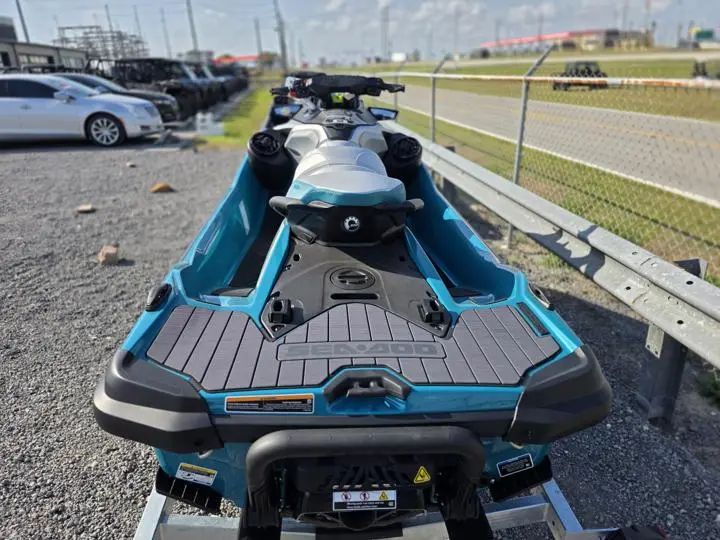 2026 Sea-Doo GTX Limited 325 Teal Metallic - 4