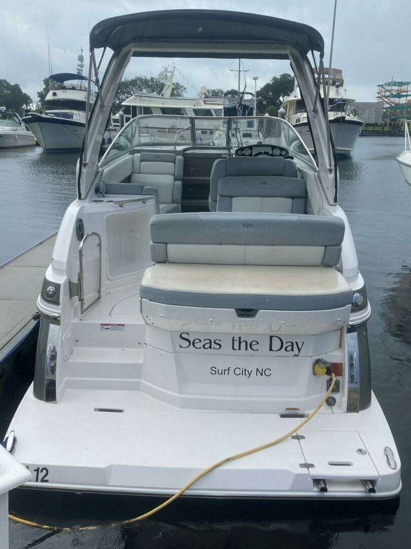 2015 Regal 28 Express - Image 7