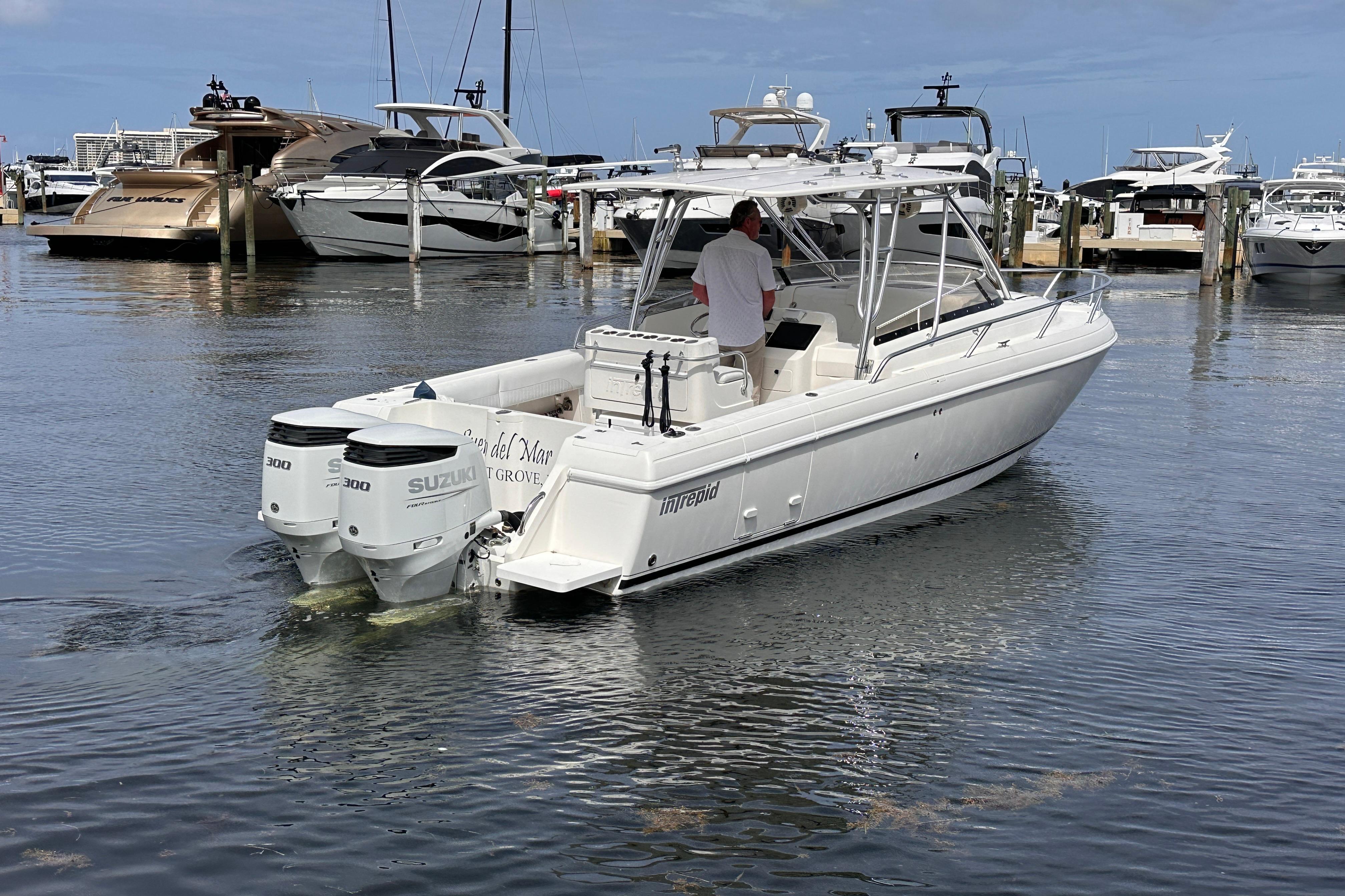 2007 Intrepid 310 Walkaround