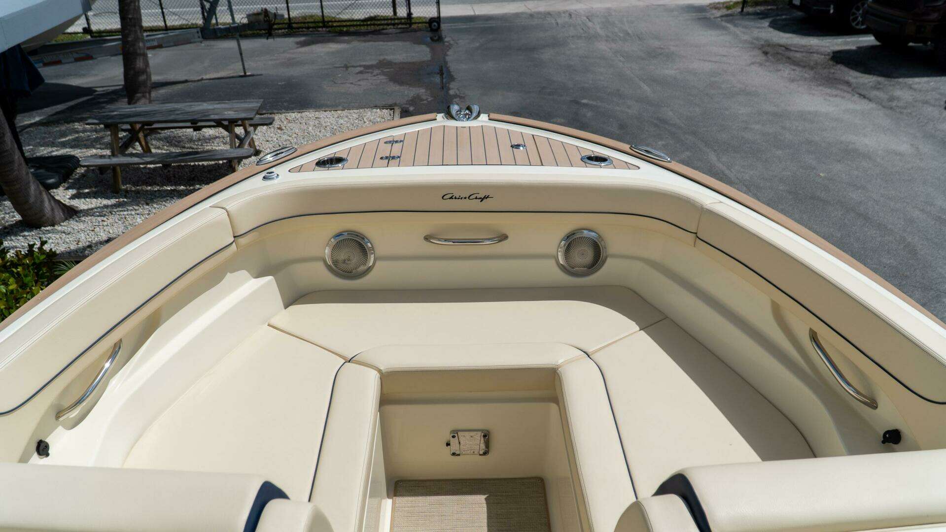 2025 Chris-Craft Calypso - Image 52