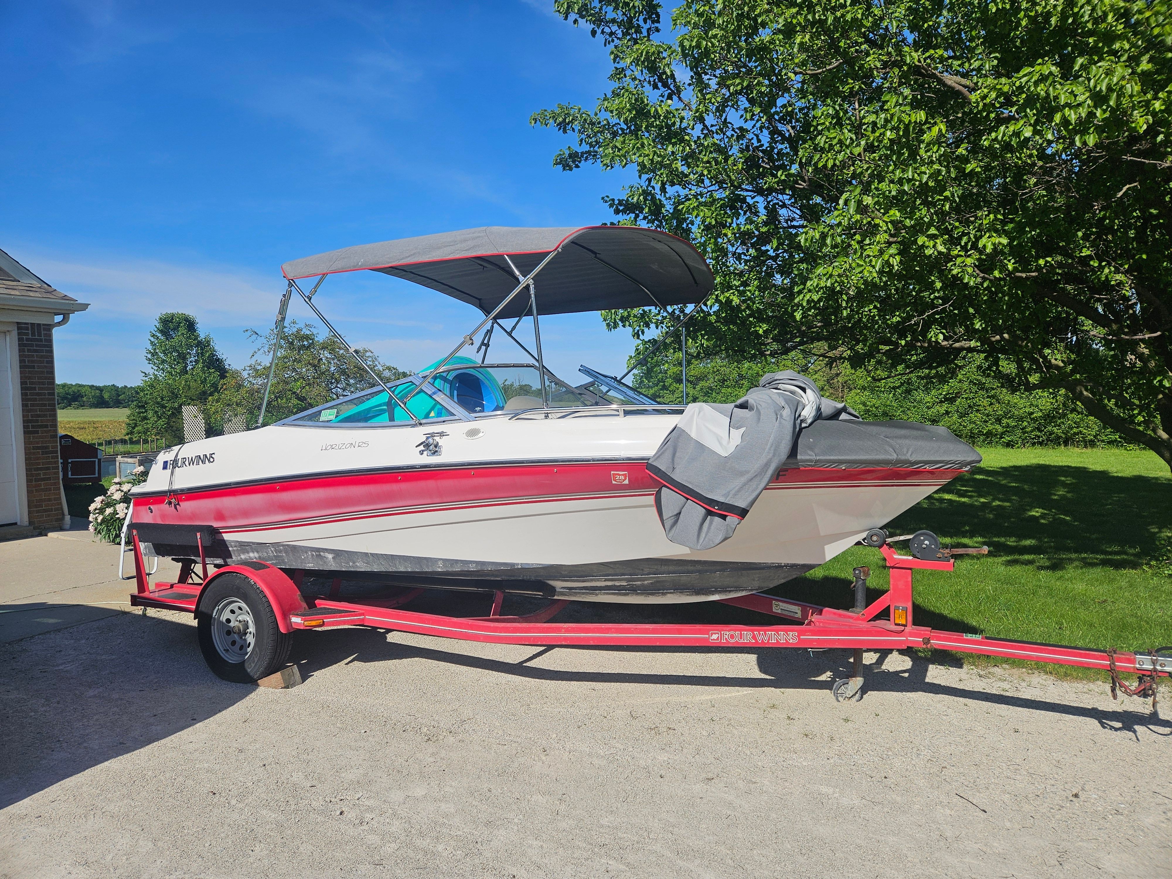 1997 Four Winns Horizon
