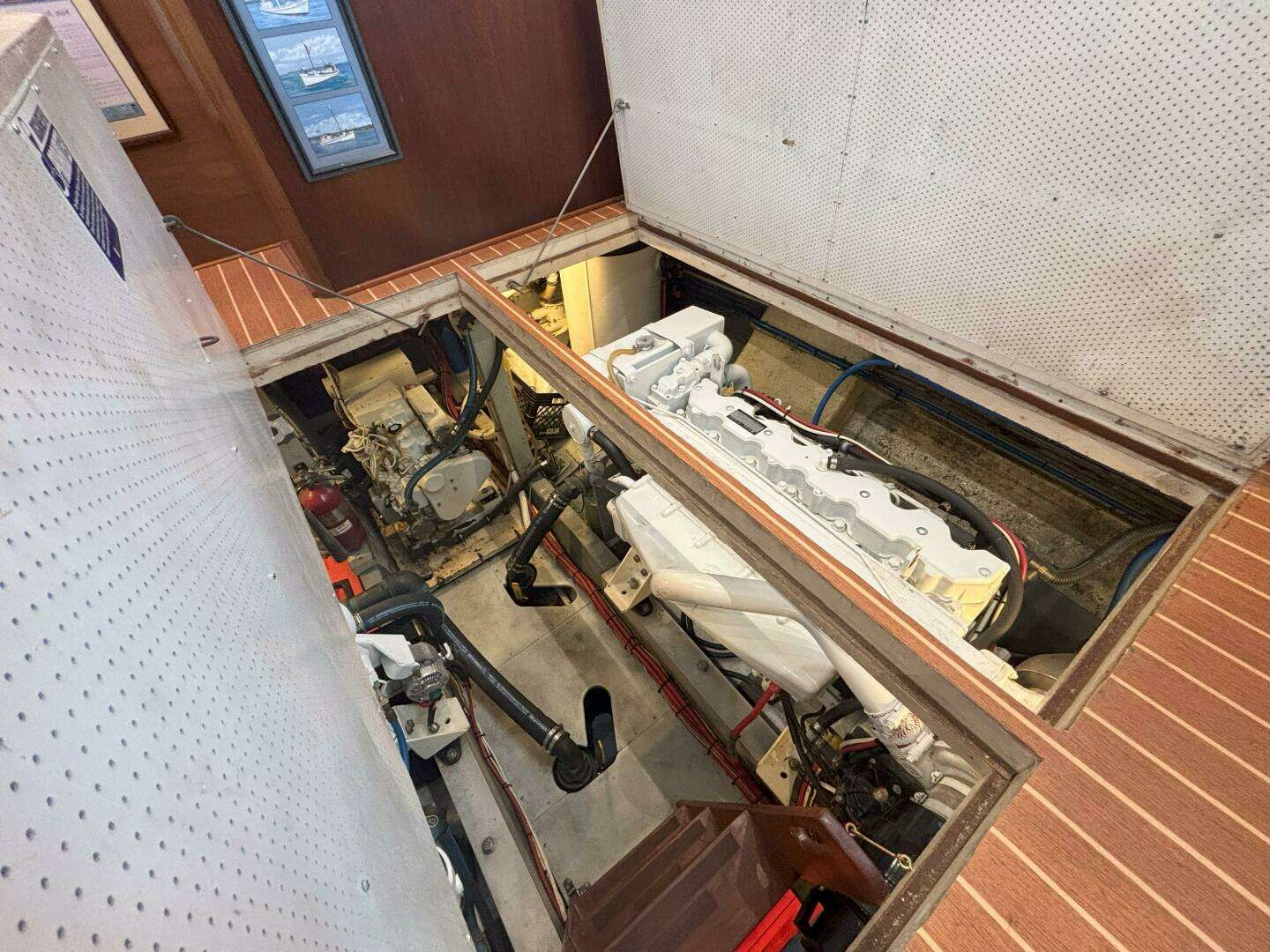 1972 Matthews 4 Flush Deck - Image 46