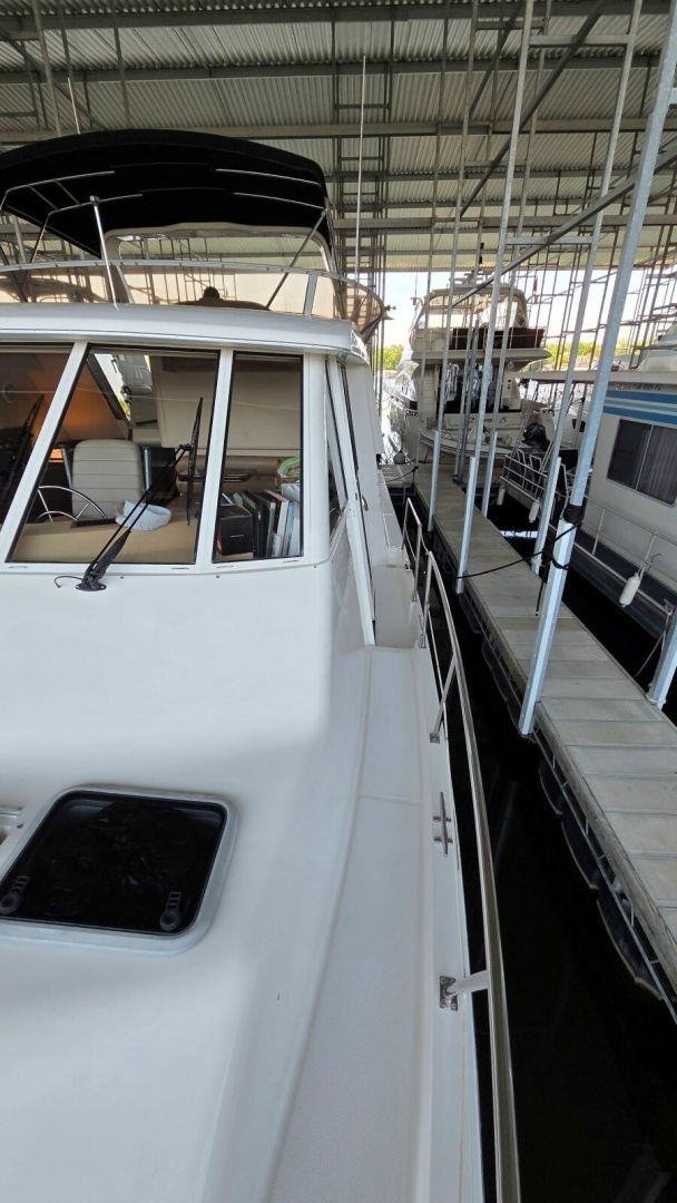 2008 Meridian 490 Pilothouse - Image 41