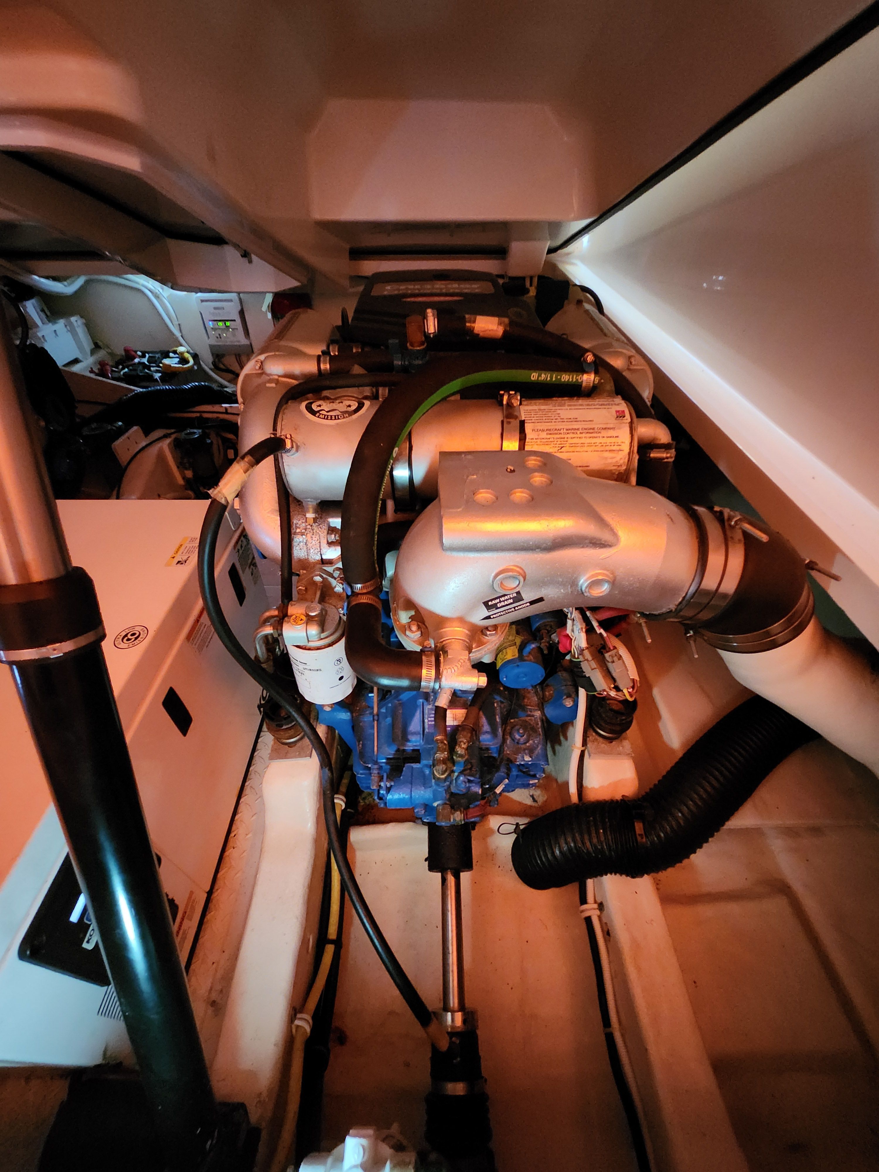 2014 Tiara Yachts 3100 Coronet - 15