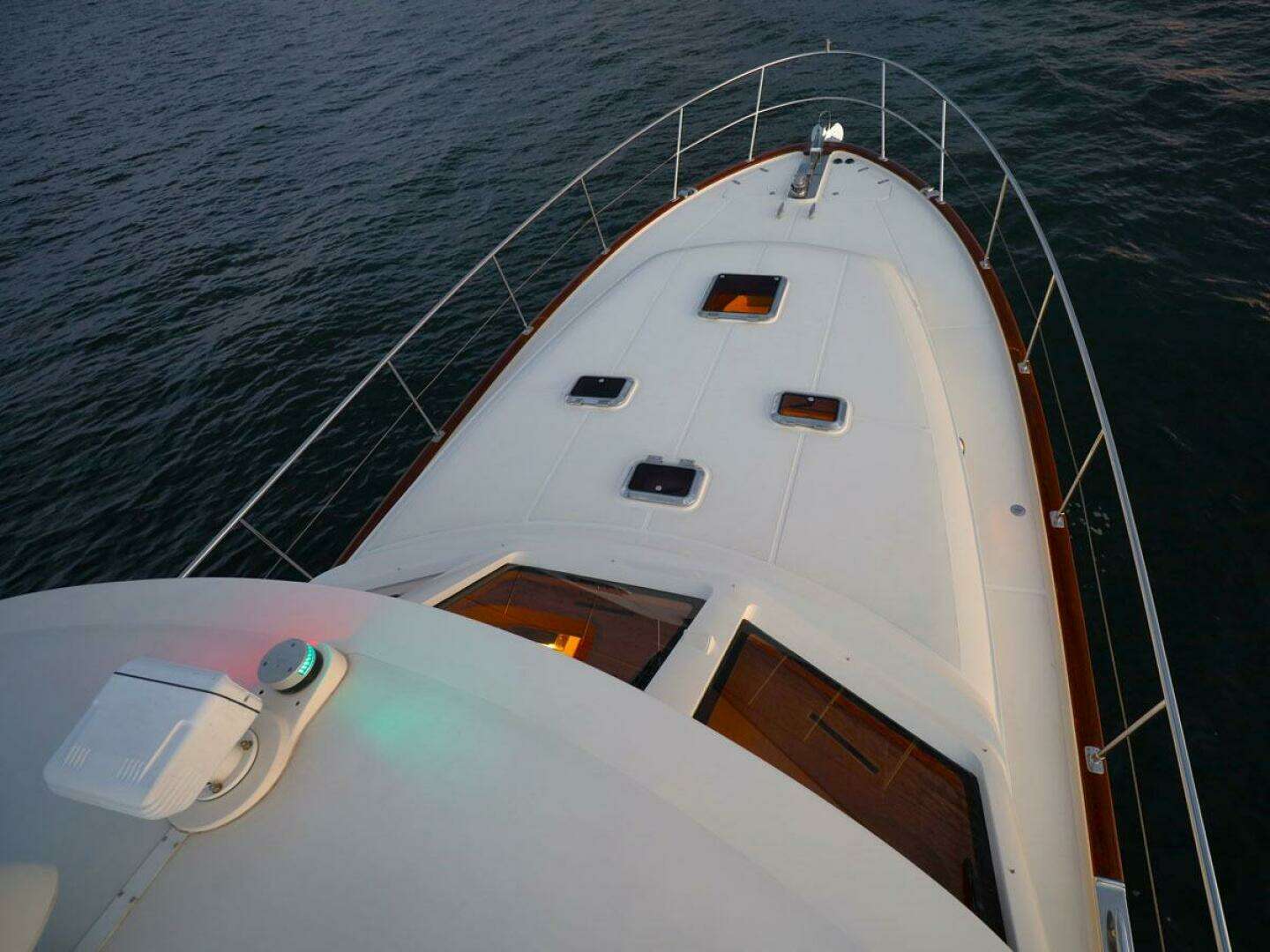 2014 Hunt Yachts — - Image 6