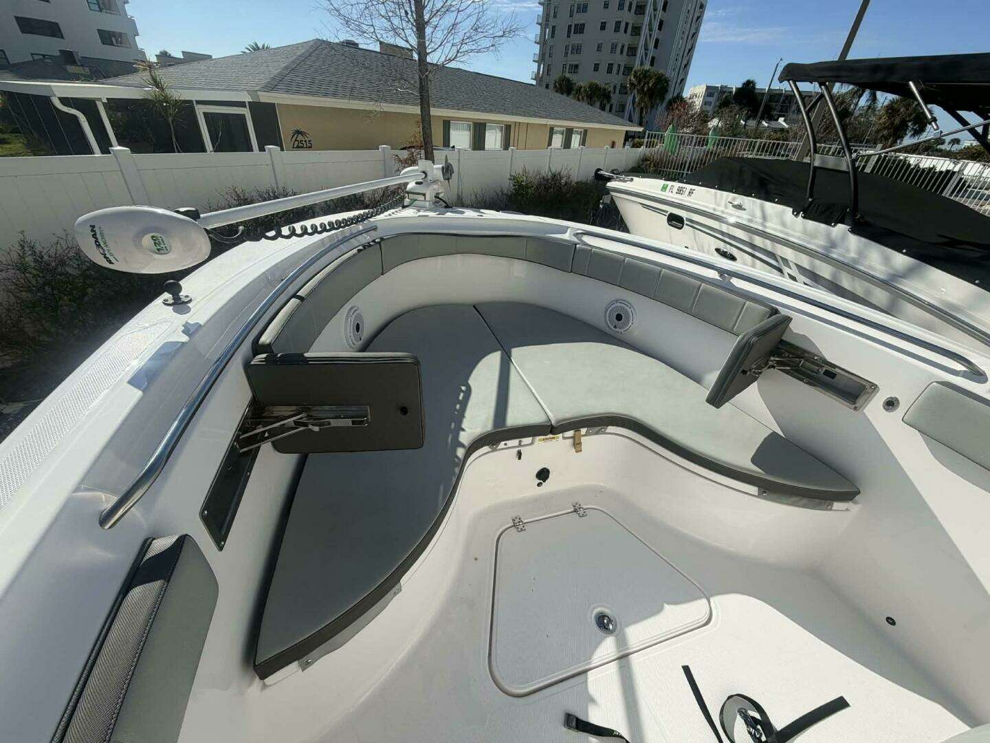 2021 Aquasport 2500 Center Console - Image 17