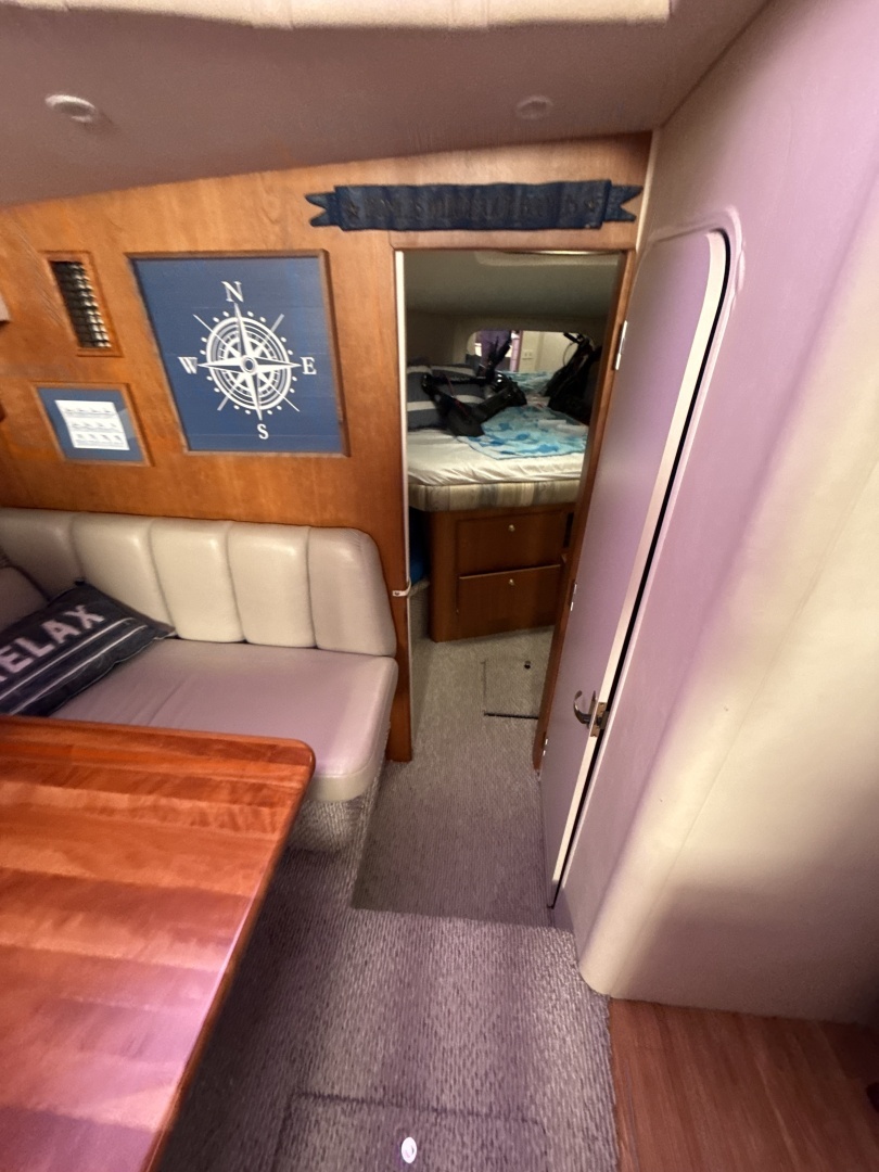 1999 Silverton 422 - Image 126