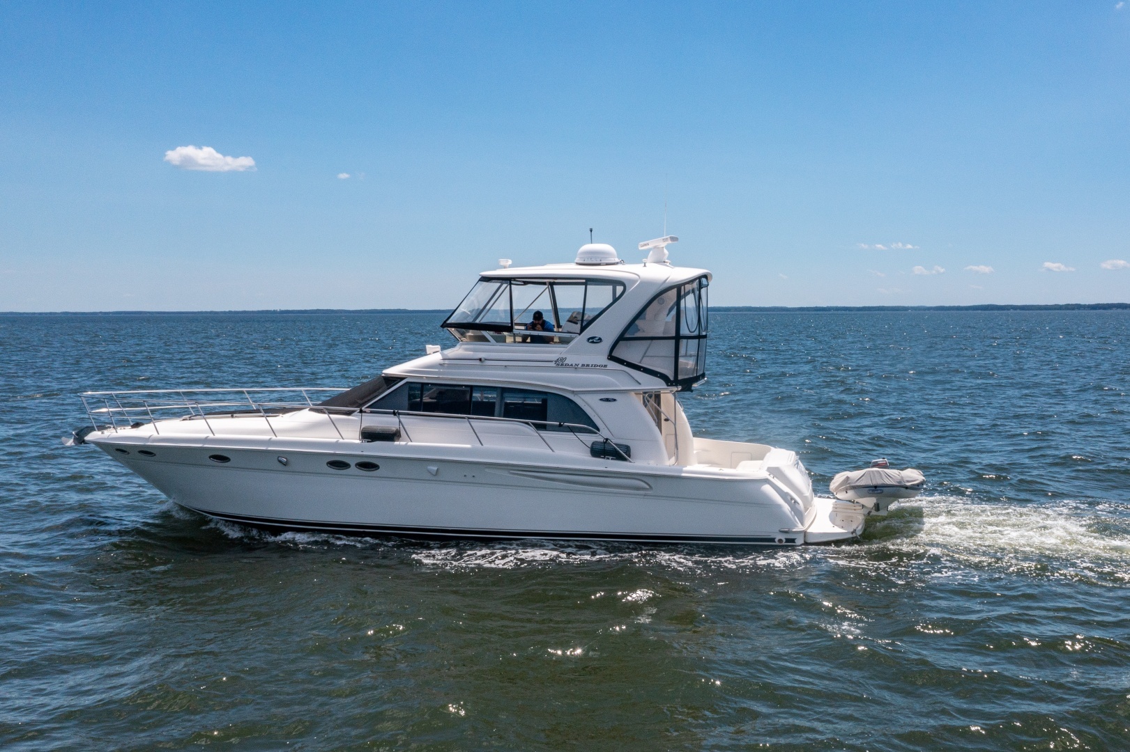 2004 Sea Ray 480 Sedan Bridge - Image 11