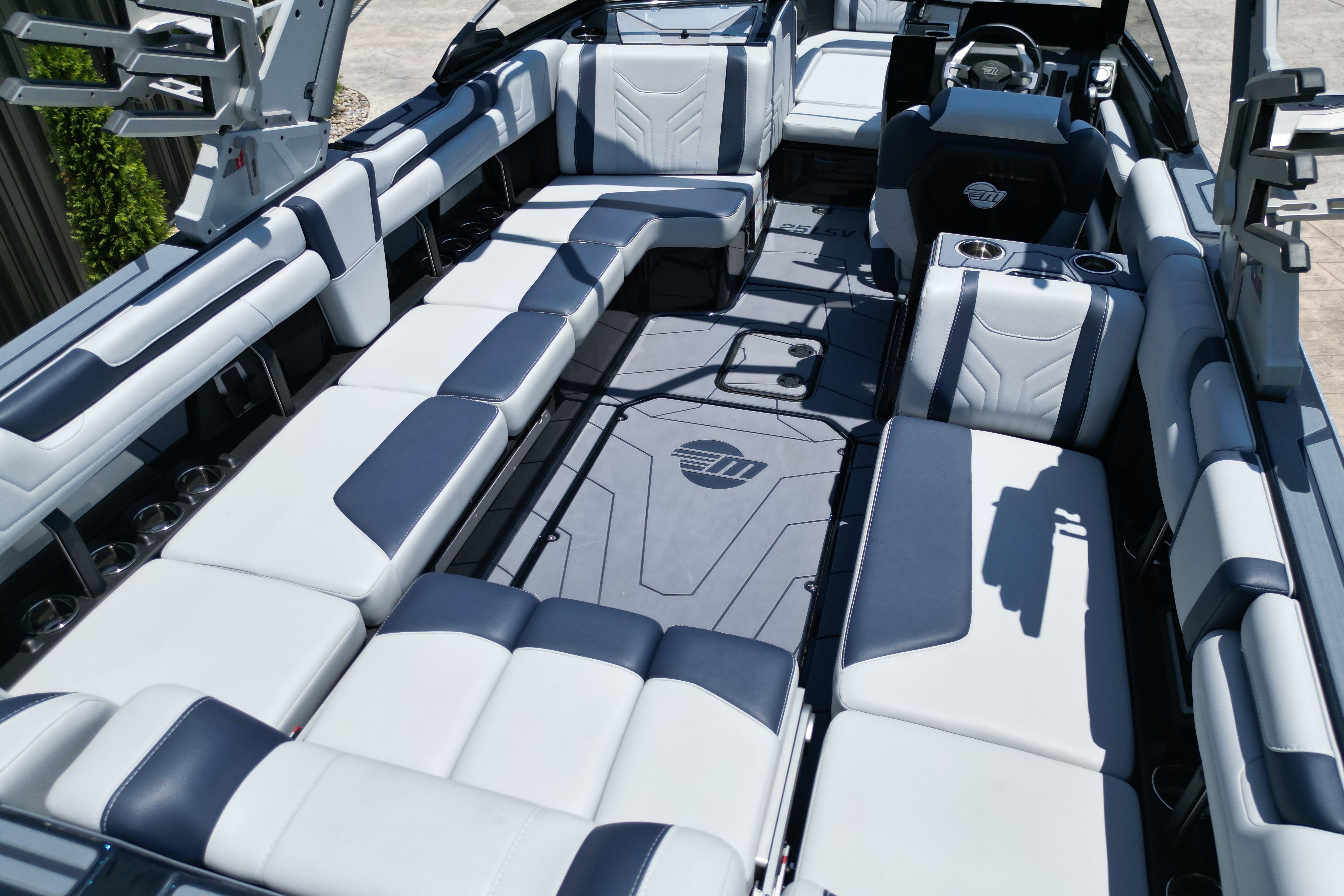 2025 Malibu Wakesetter 25 LSV interior with spacious seating and modern design.