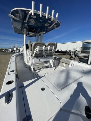 2025 Sportsman Masters 247OE Bay Boat - 8