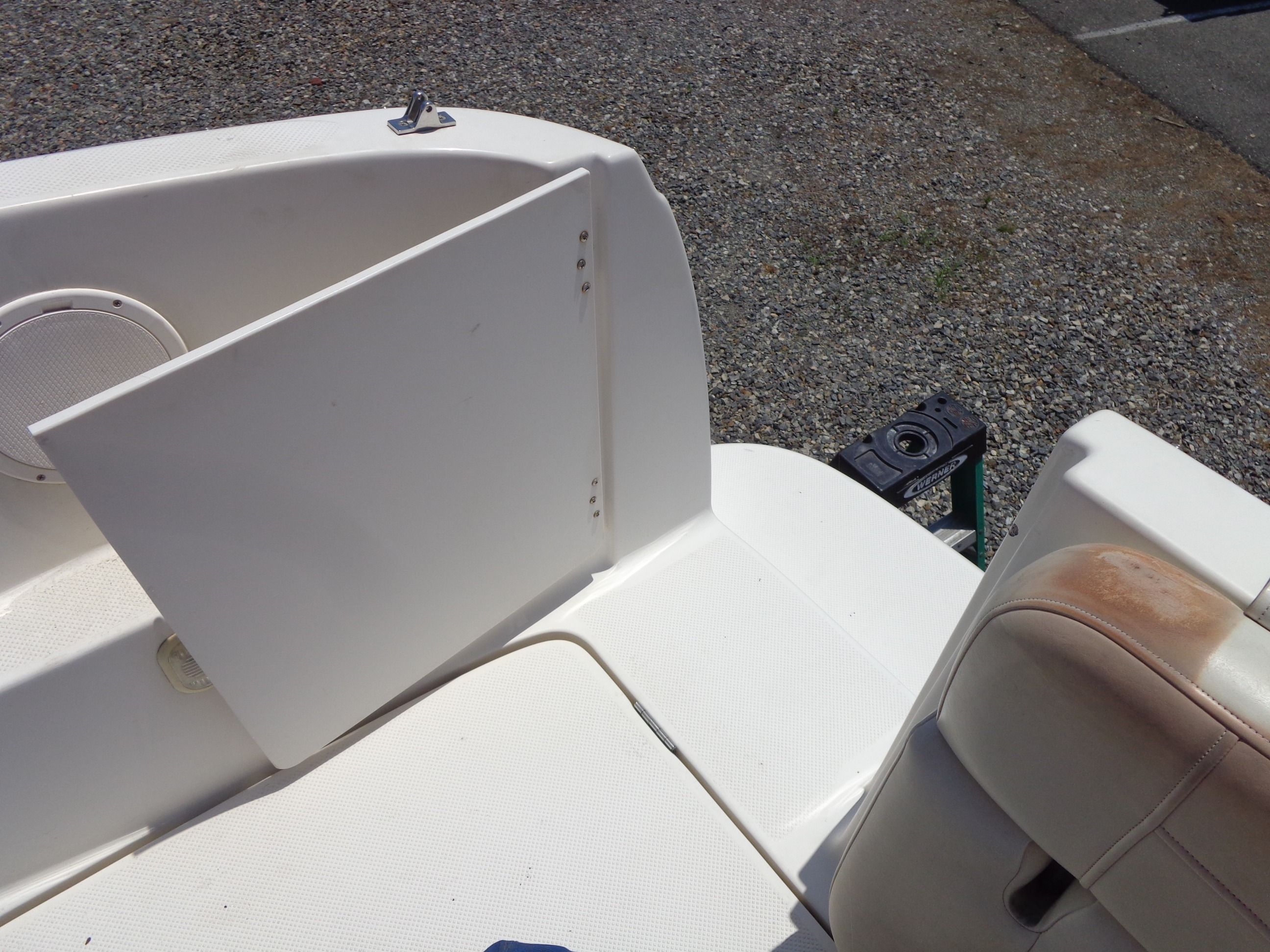 2007 Bayliner 245 Cruiser - 19