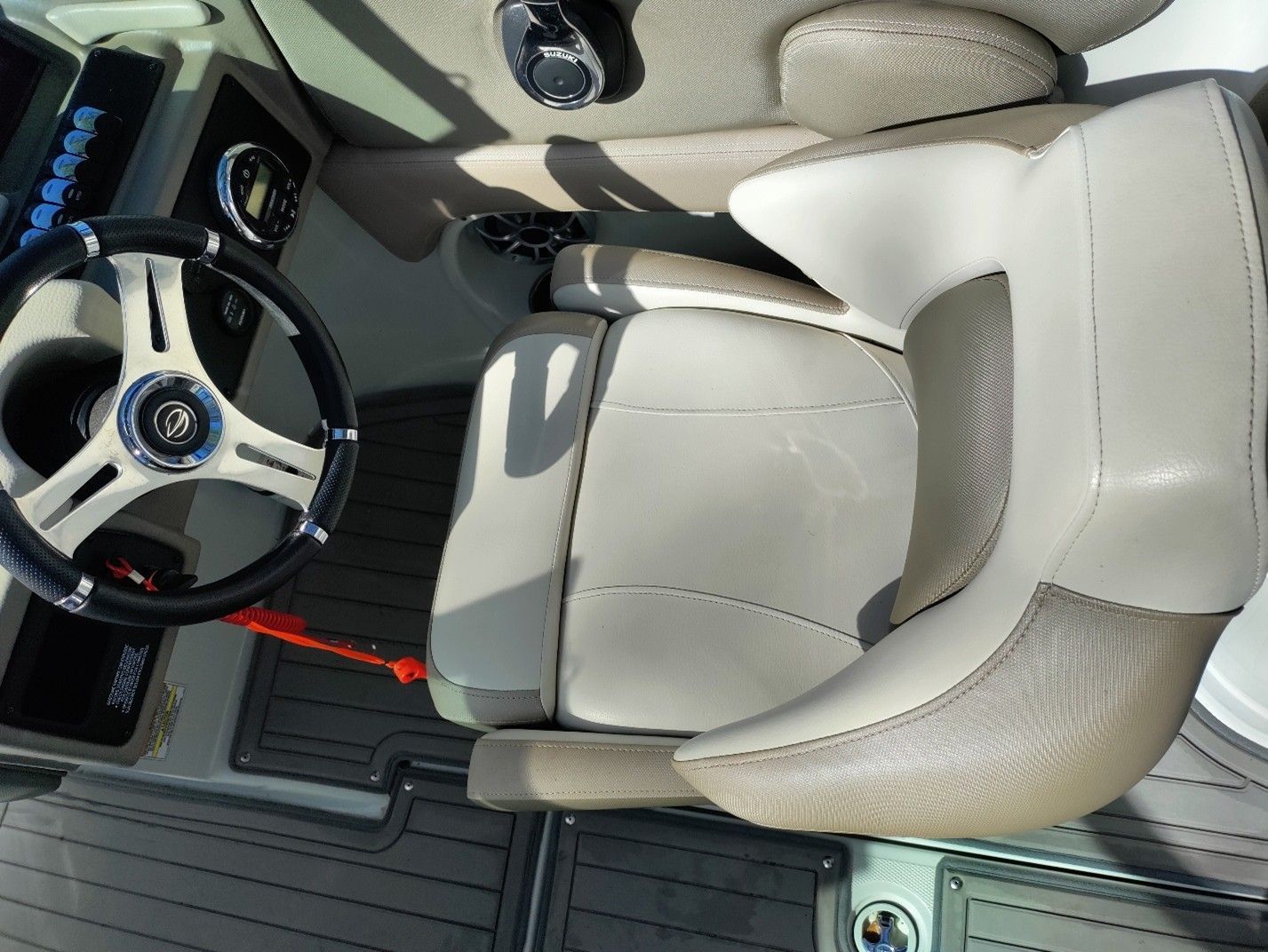 2018 Crownline Eclipse E23 XS - 26