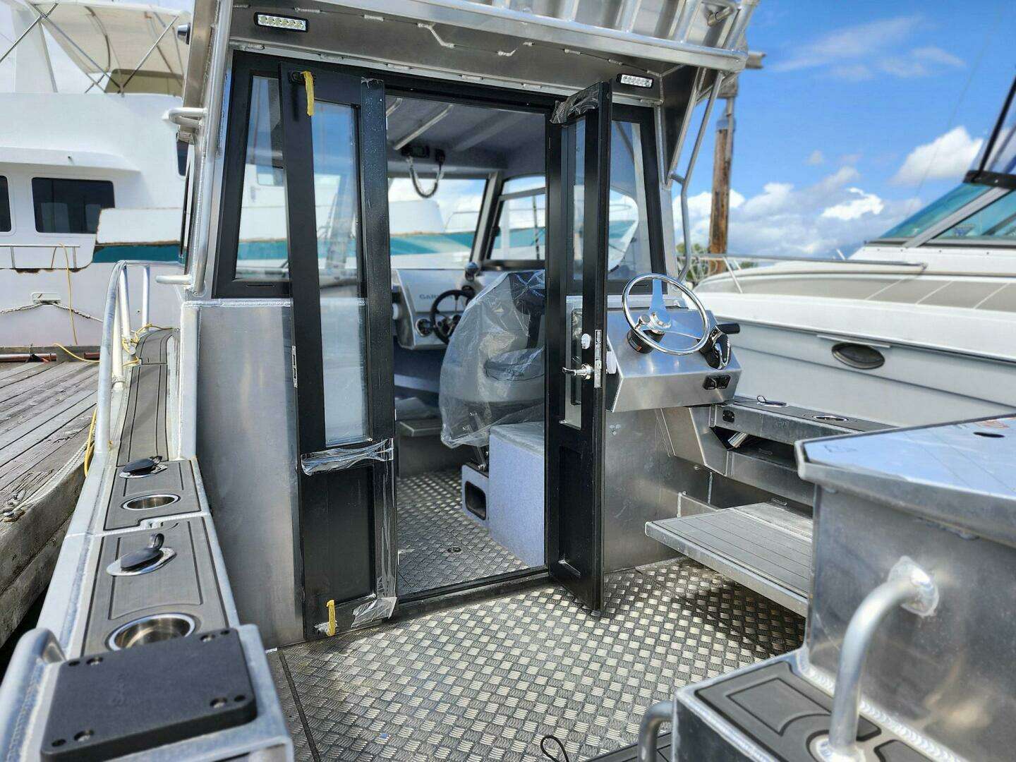 2024 Aluminum Cruiser Profisher 750 - Image 8