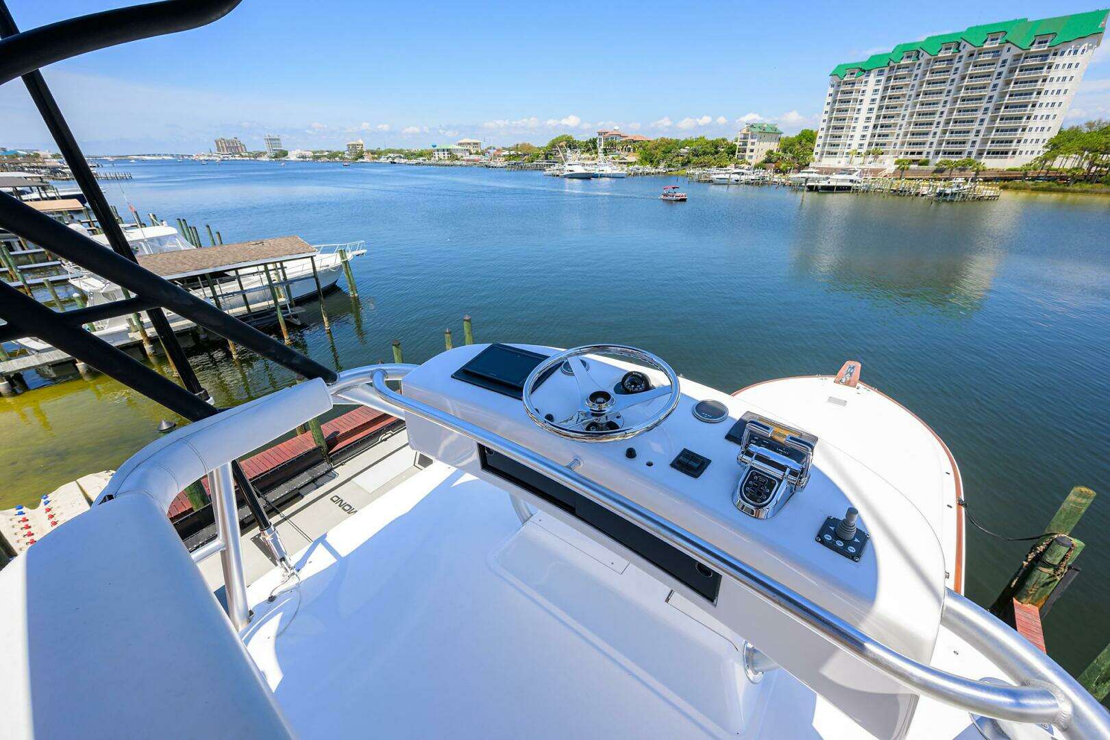 2004 Viking 65 Enclosed Bridge w/Tower - Image 71