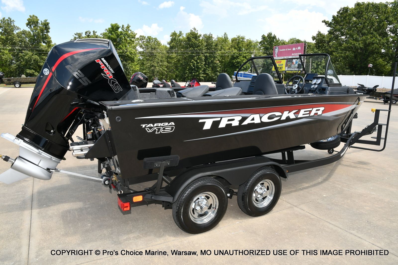 2026 Tracker Targa V-19 Combo - 94