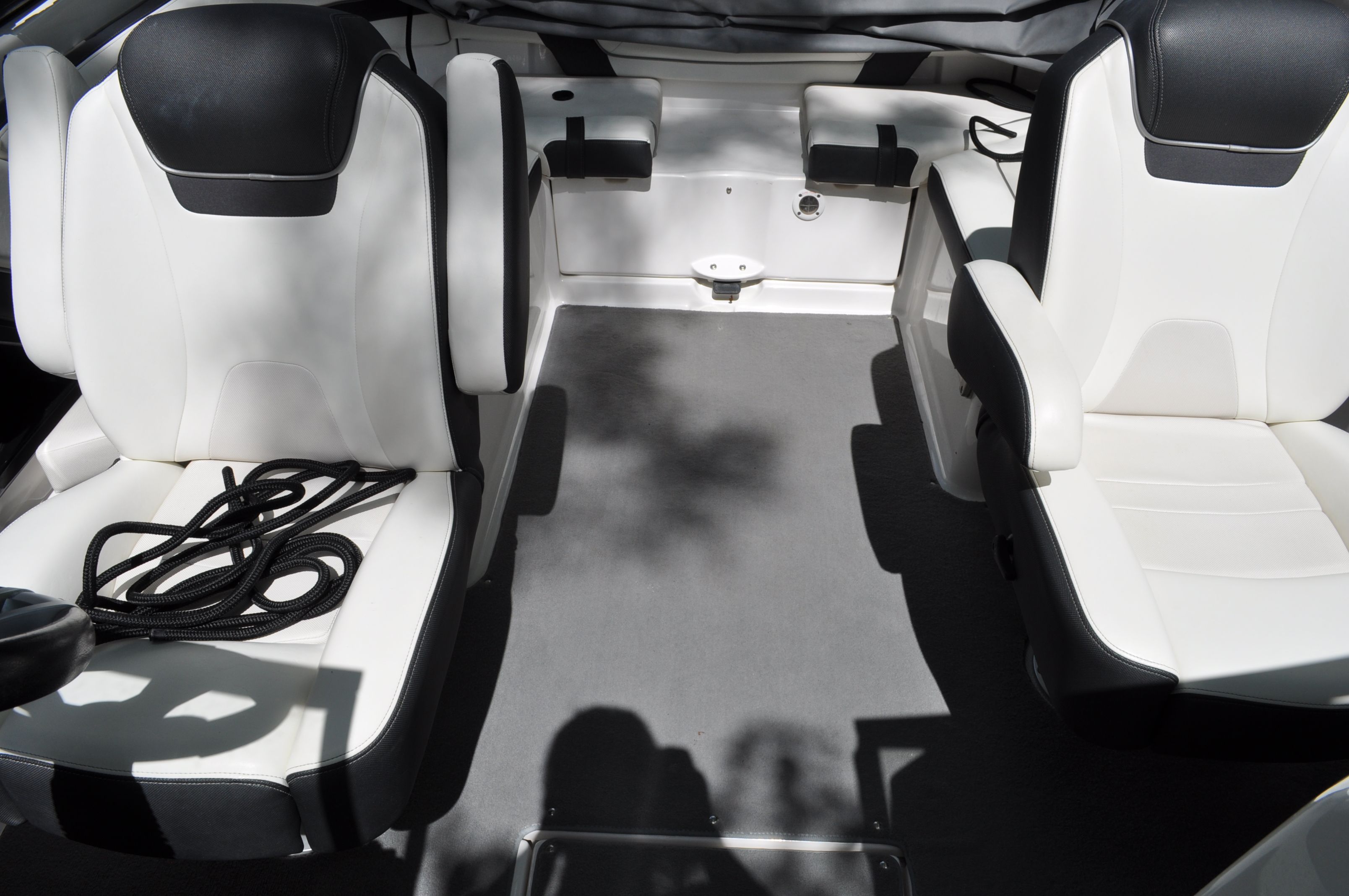 2015 Yamaha Boats SX240 HO - 12