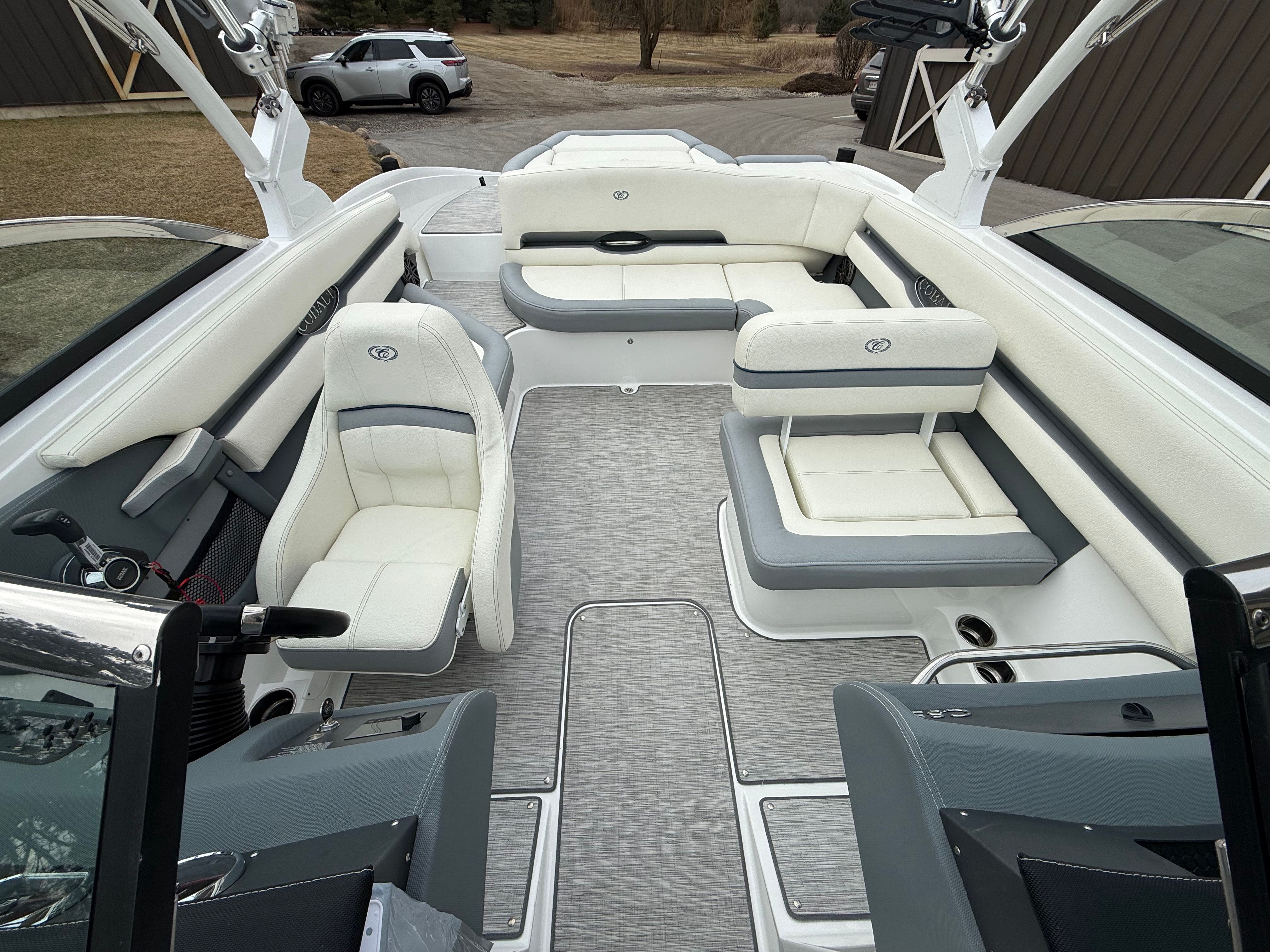 2022 Cobalt CS23 Surf - 9