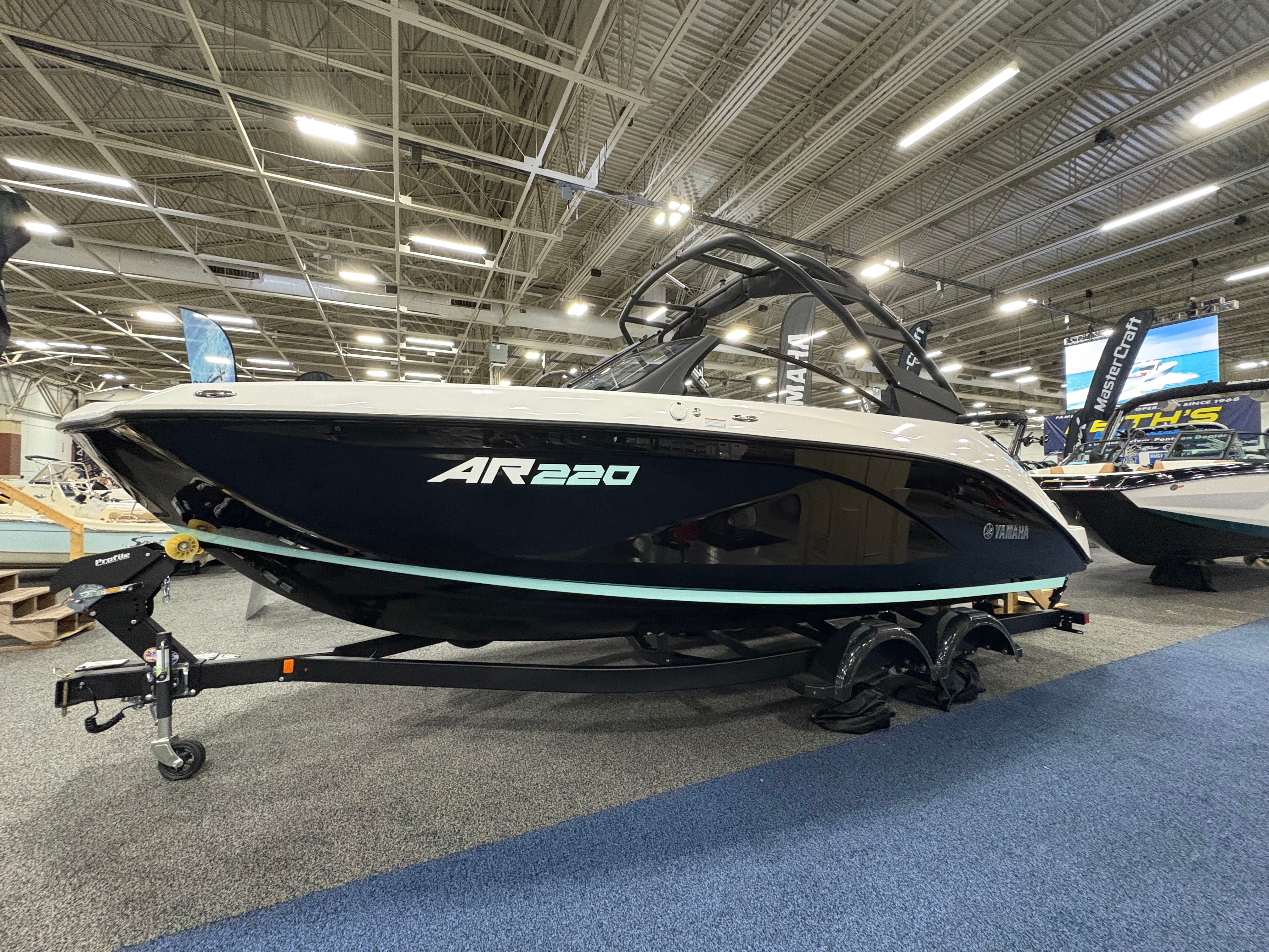 2026 Yamaha Boats AR220 - 2