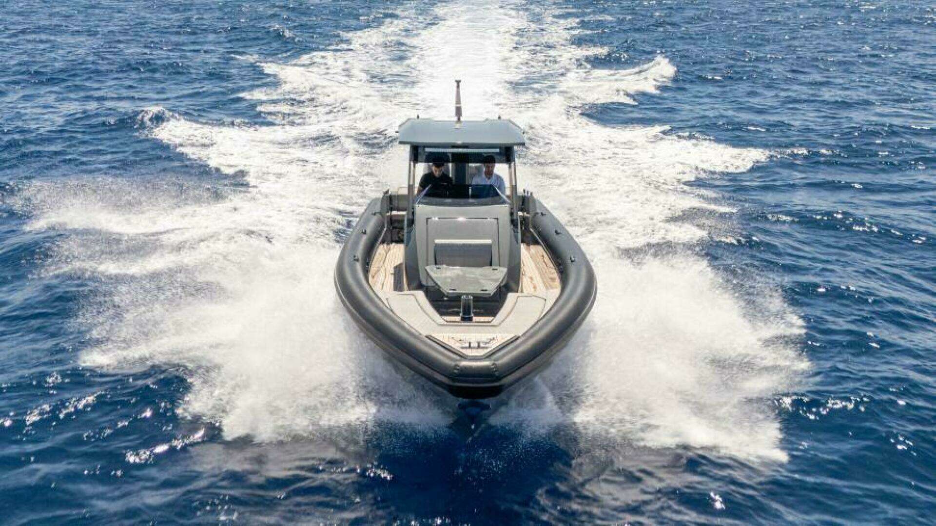 2025 Skipper 38 Sunbed - Image 4